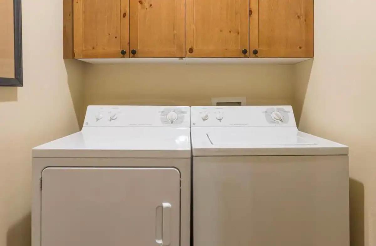 The Fields - 110 is a Cozy Mountain Condo with Access to Everything - Community Hot Tub