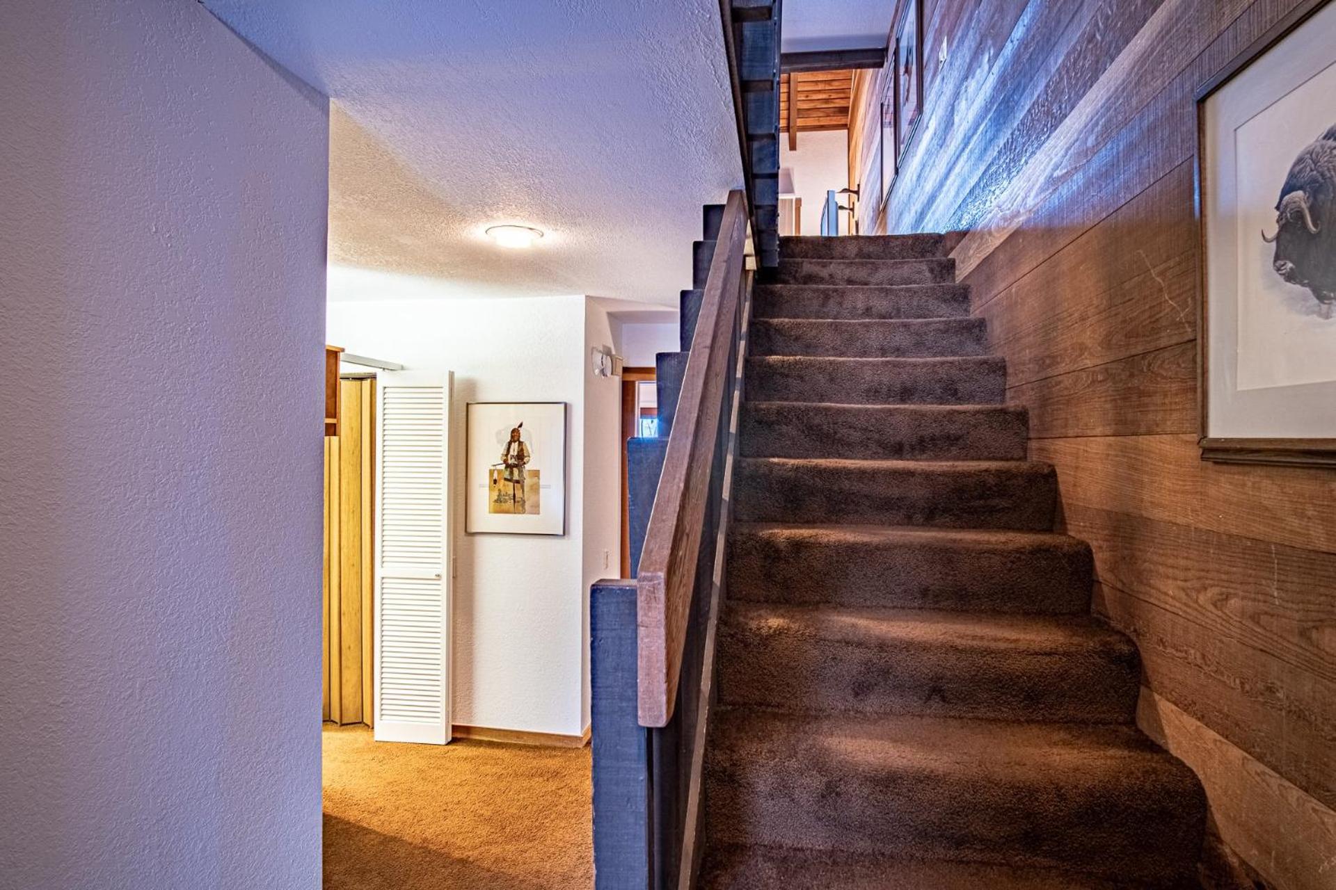 Snow Creek 1553 - Ski-in/Ski-out + Pool & Hot Tub