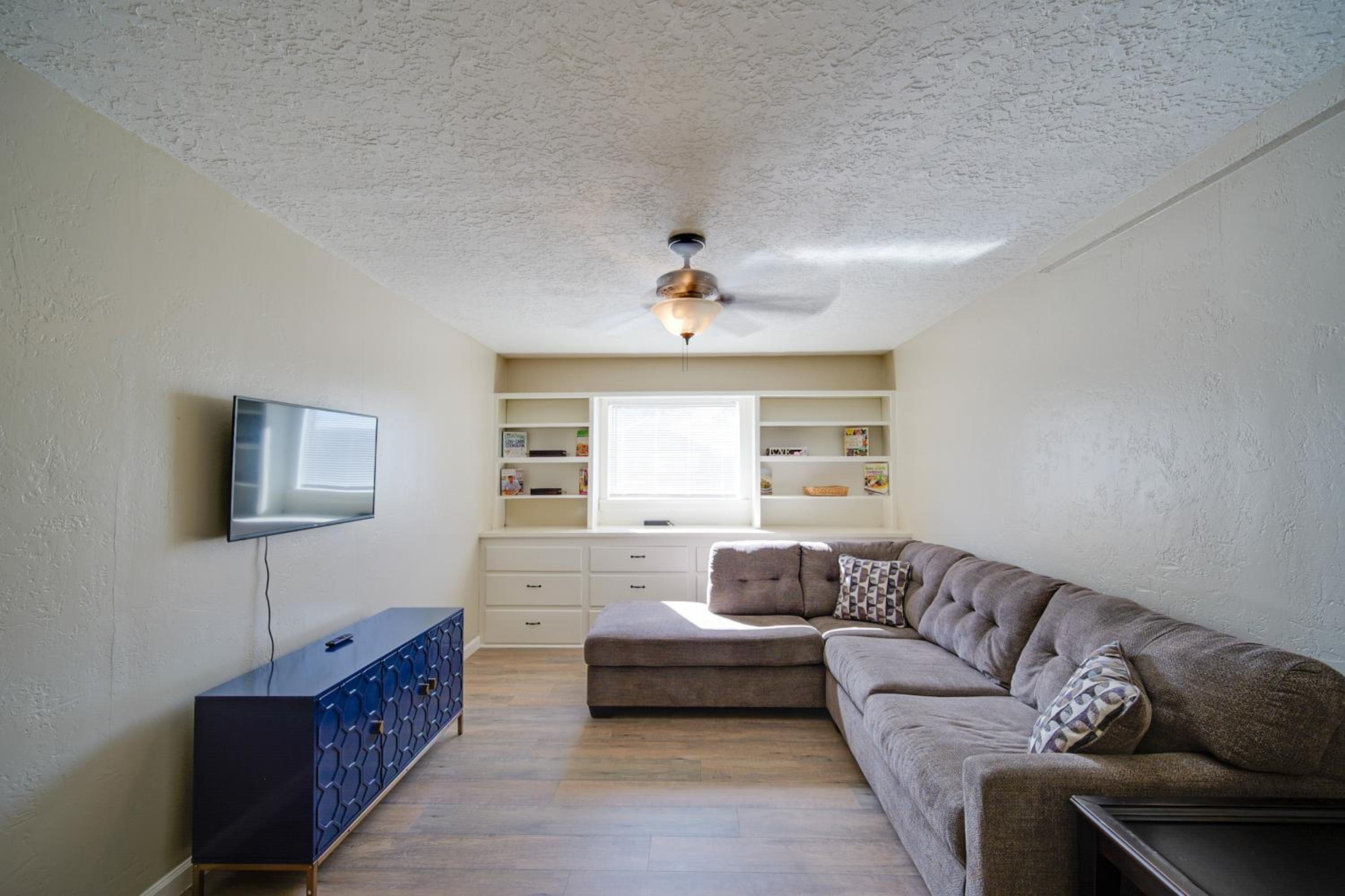 1 Mi to ENMU Portales Family Home with Yard!