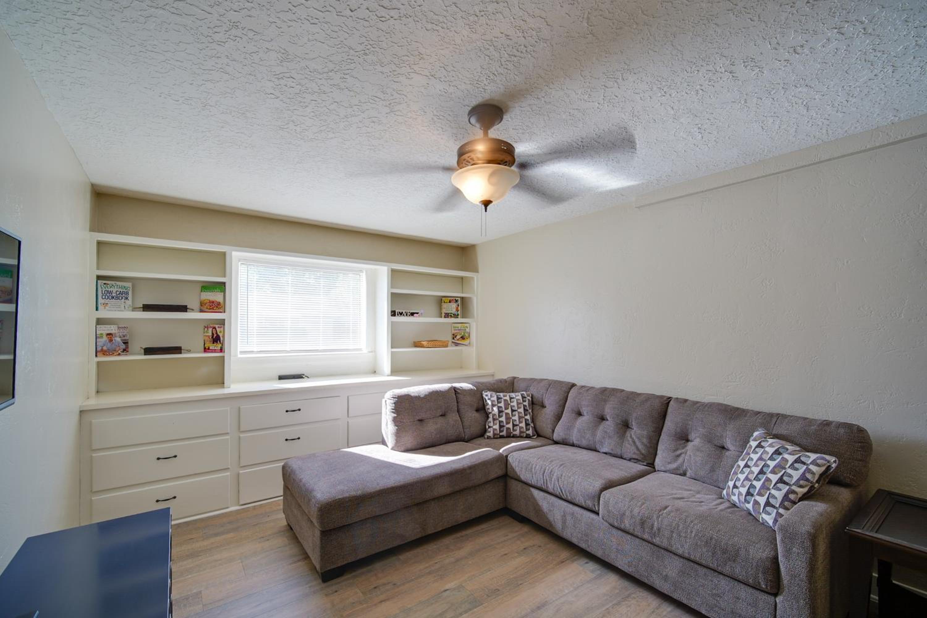 1 Mi to ENMU Portales Family Home with Yard!