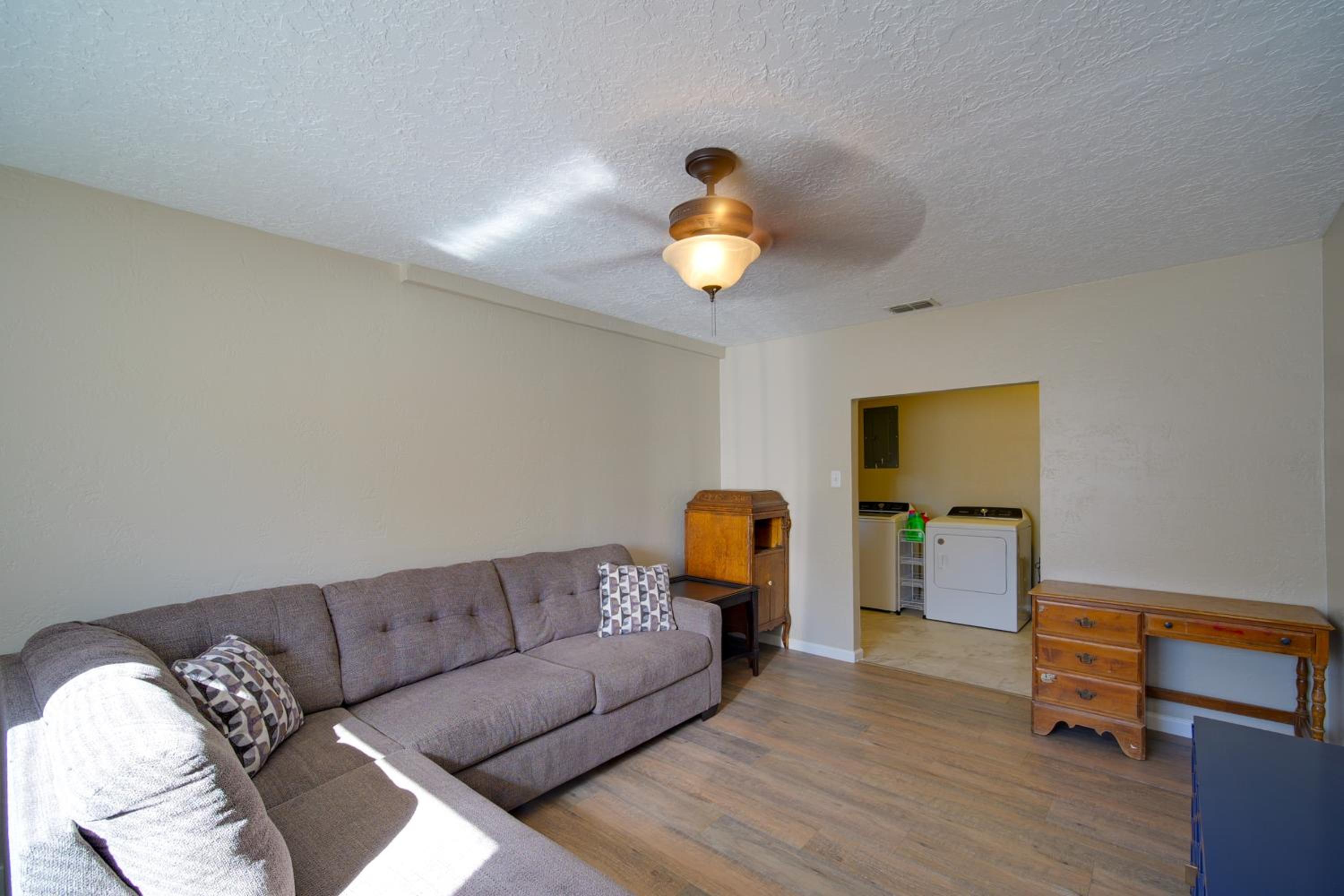 1 Mi to ENMU Portales Family Home with Yard!