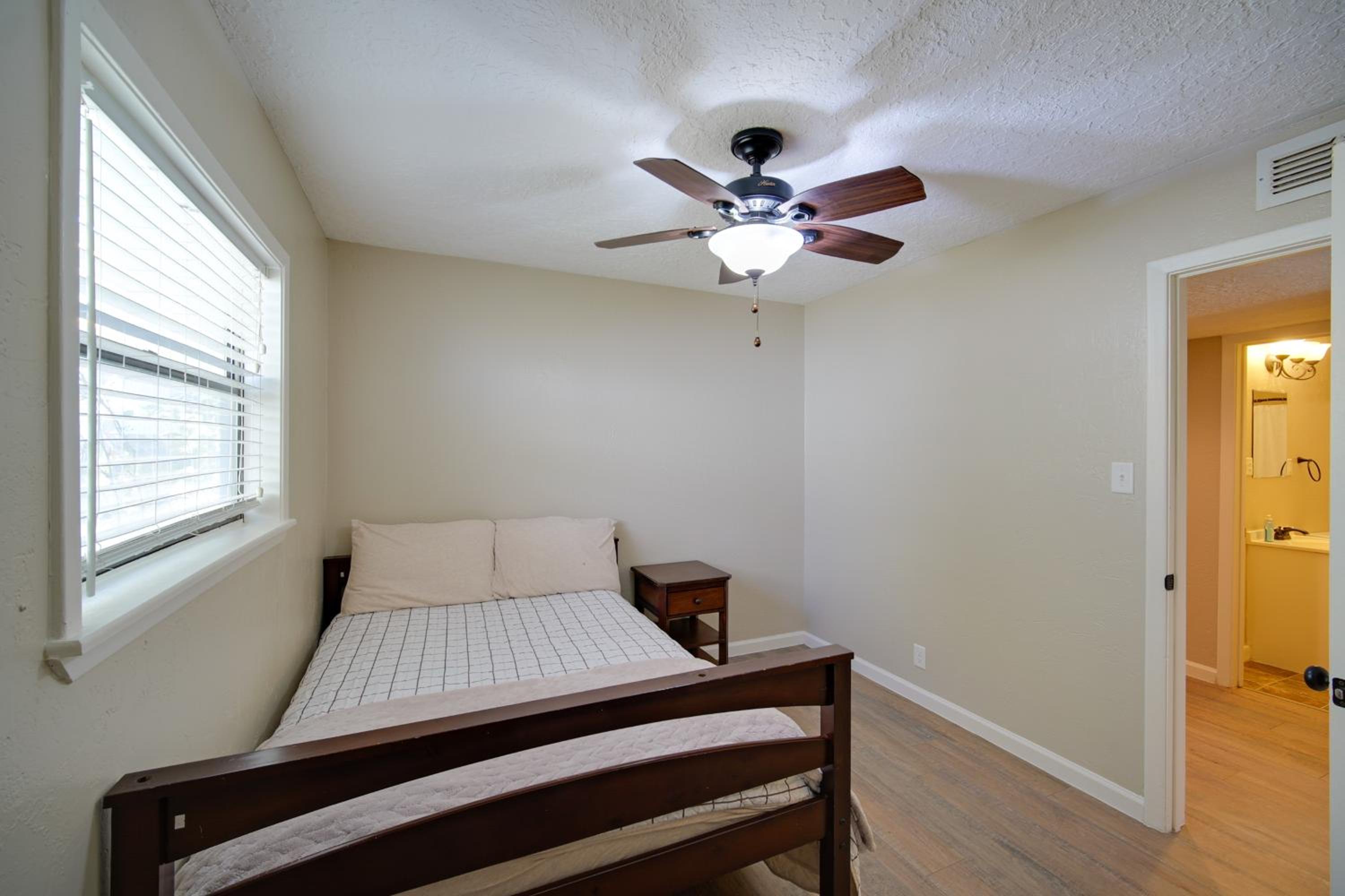 1 Mi to ENMU Portales Family Home with Yard!