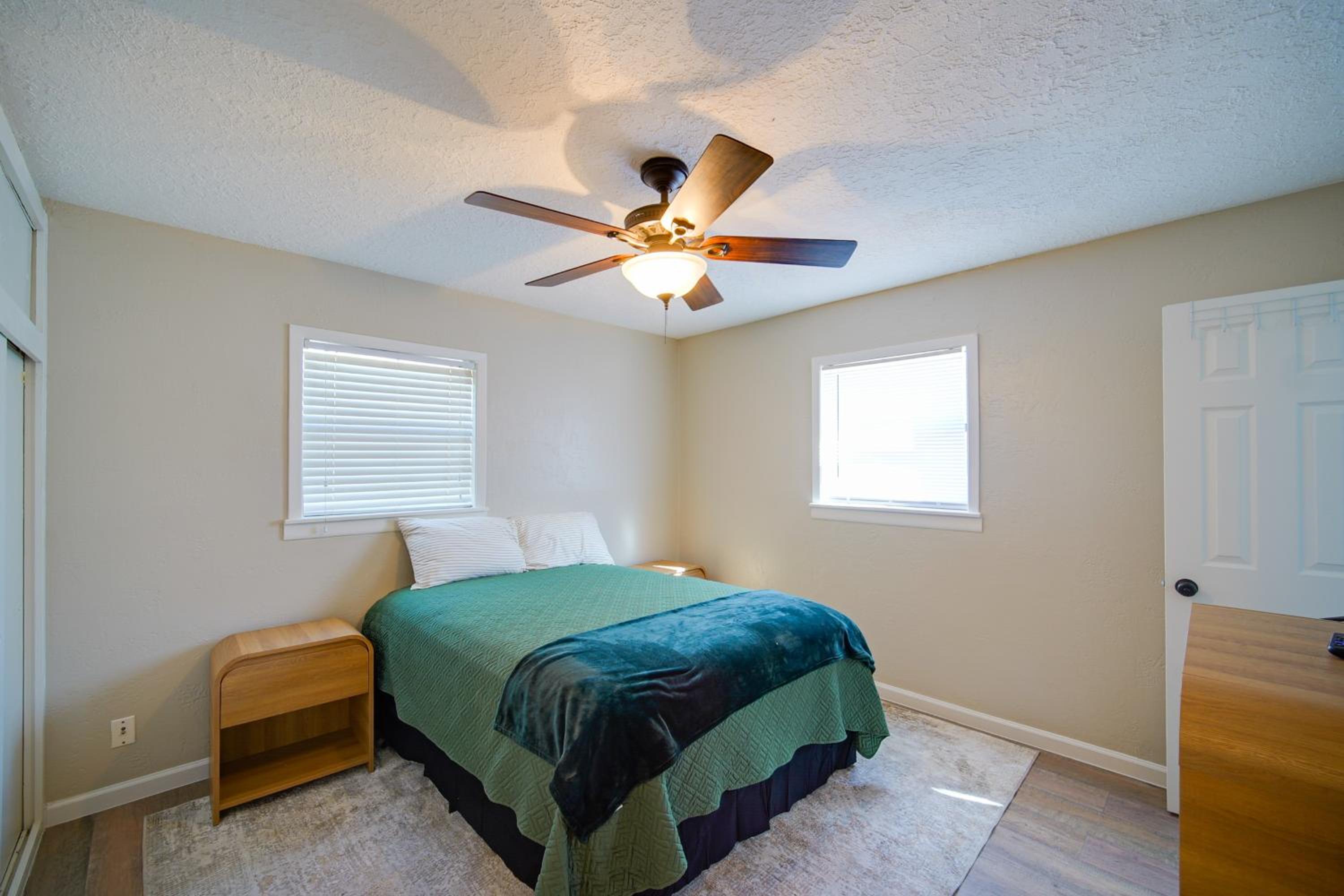 1 Mi to ENMU Portales Family Home with Yard!