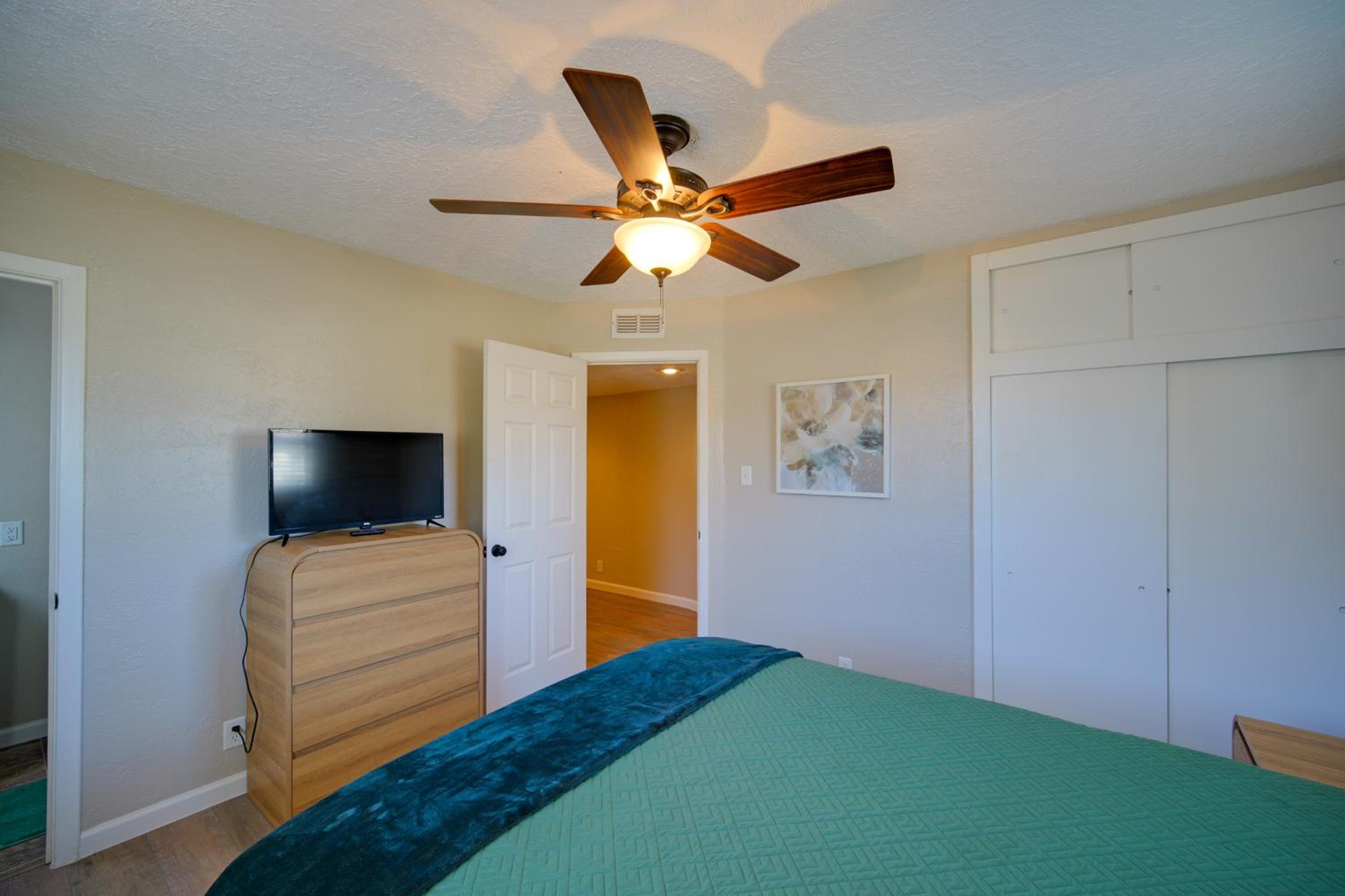 1 Mi to ENMU Portales Family Home with Yard!