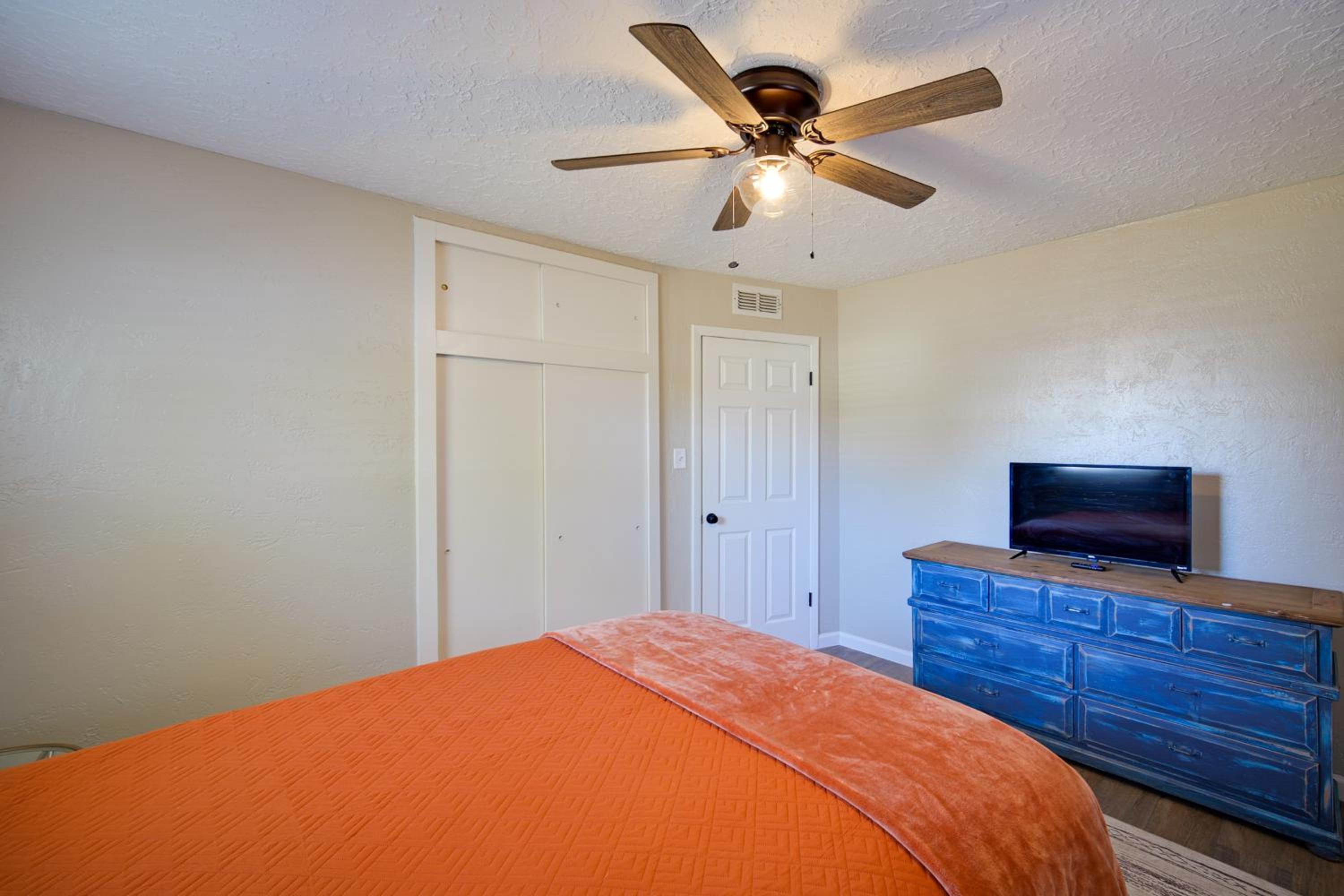 1 Mi to ENMU Portales Family Home with Yard!