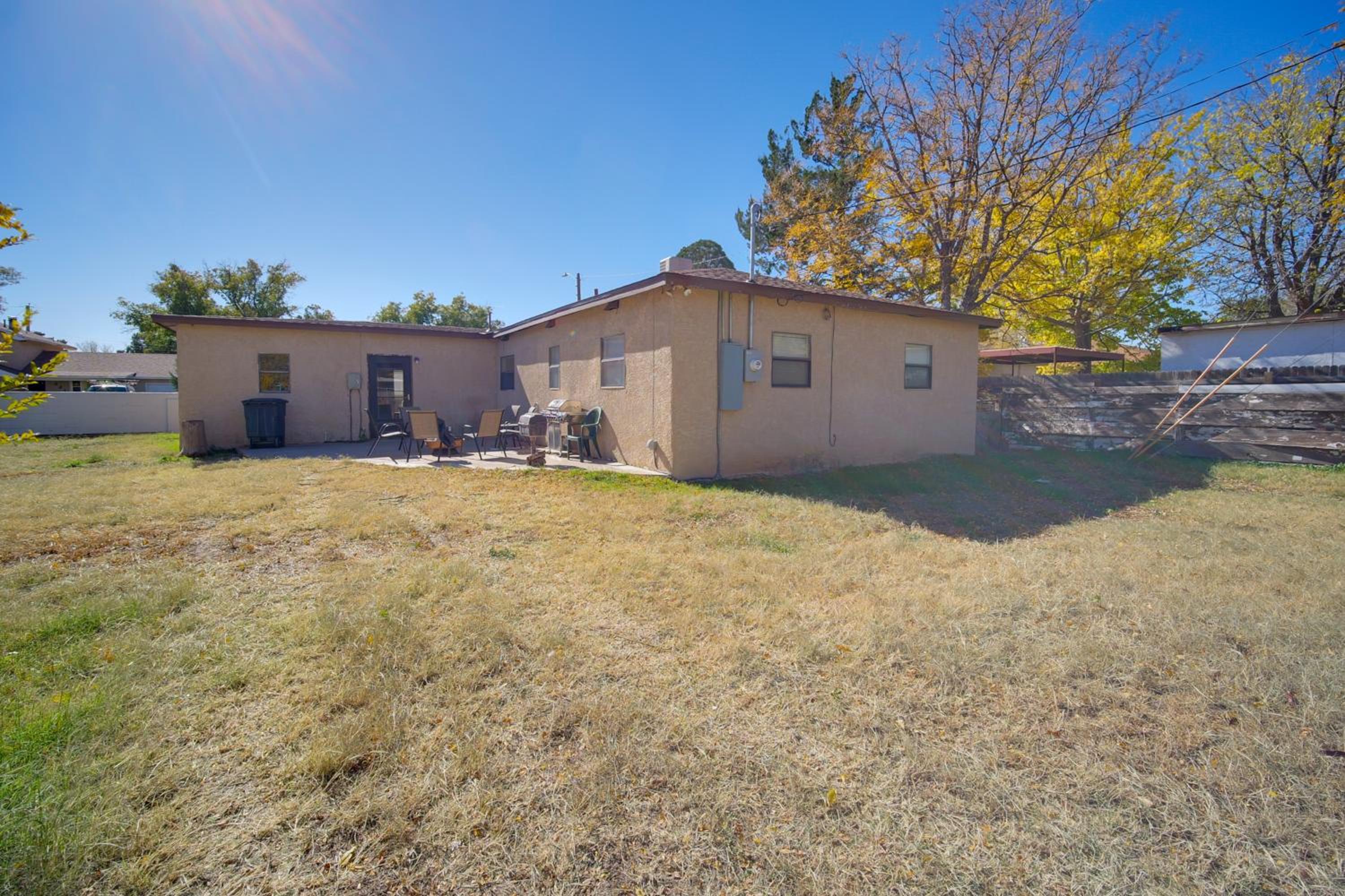 1 Mi to ENMU Portales Family Home with Yard!