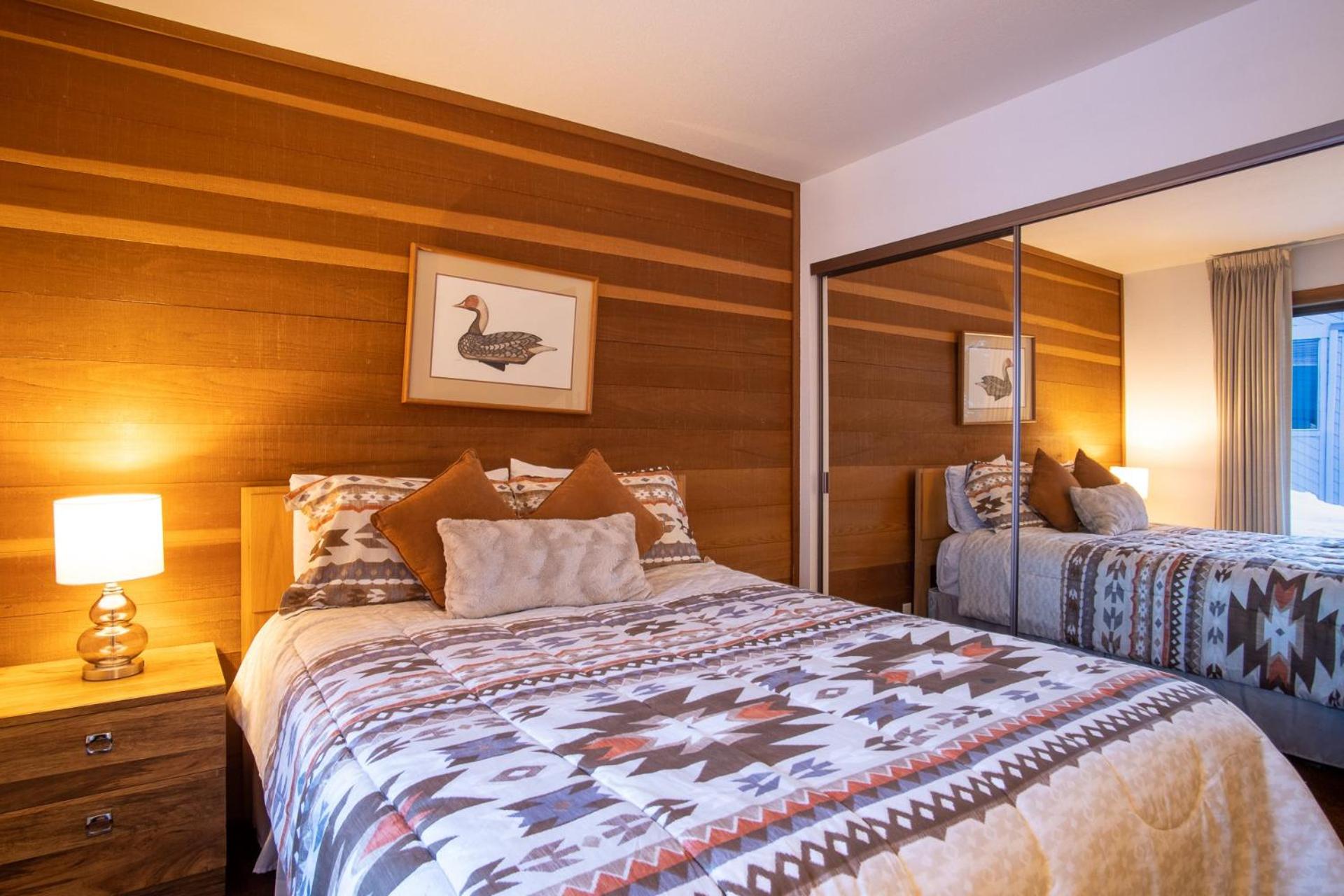 Snow Creek 1553 - Ski-in/Ski-out + Pool & Hot Tub