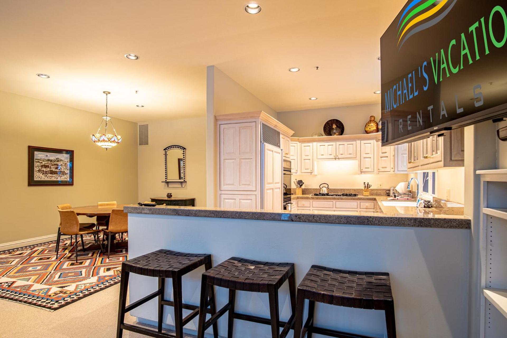 Trail Creek Treasure - Luxury 3BD nr SV Ski Lifts