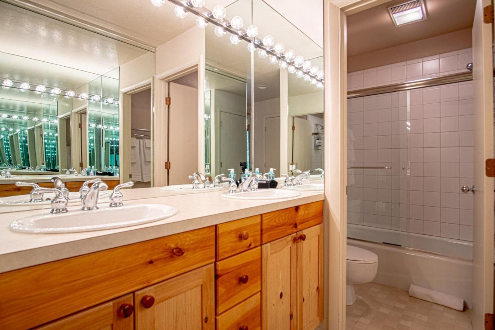 Sunburst - Golf Course Views + FREE Resort Amenities