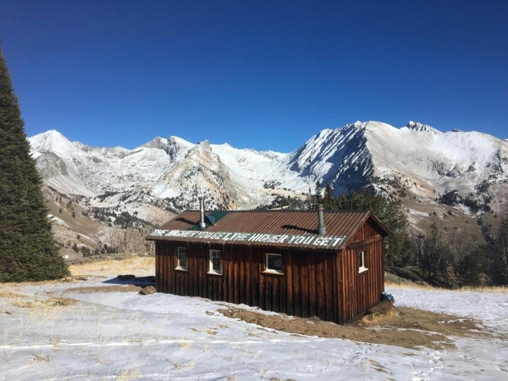 Snow Creek 1553 - Ski-in/Ski-out + Pool & Hot Tub
