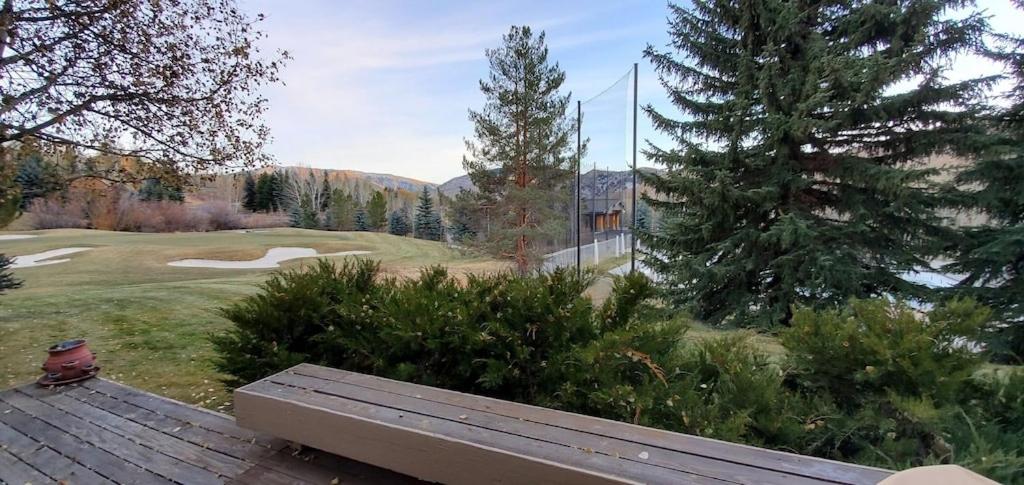 Bonne Vie Condo with Elkhorn Amenity Passes!