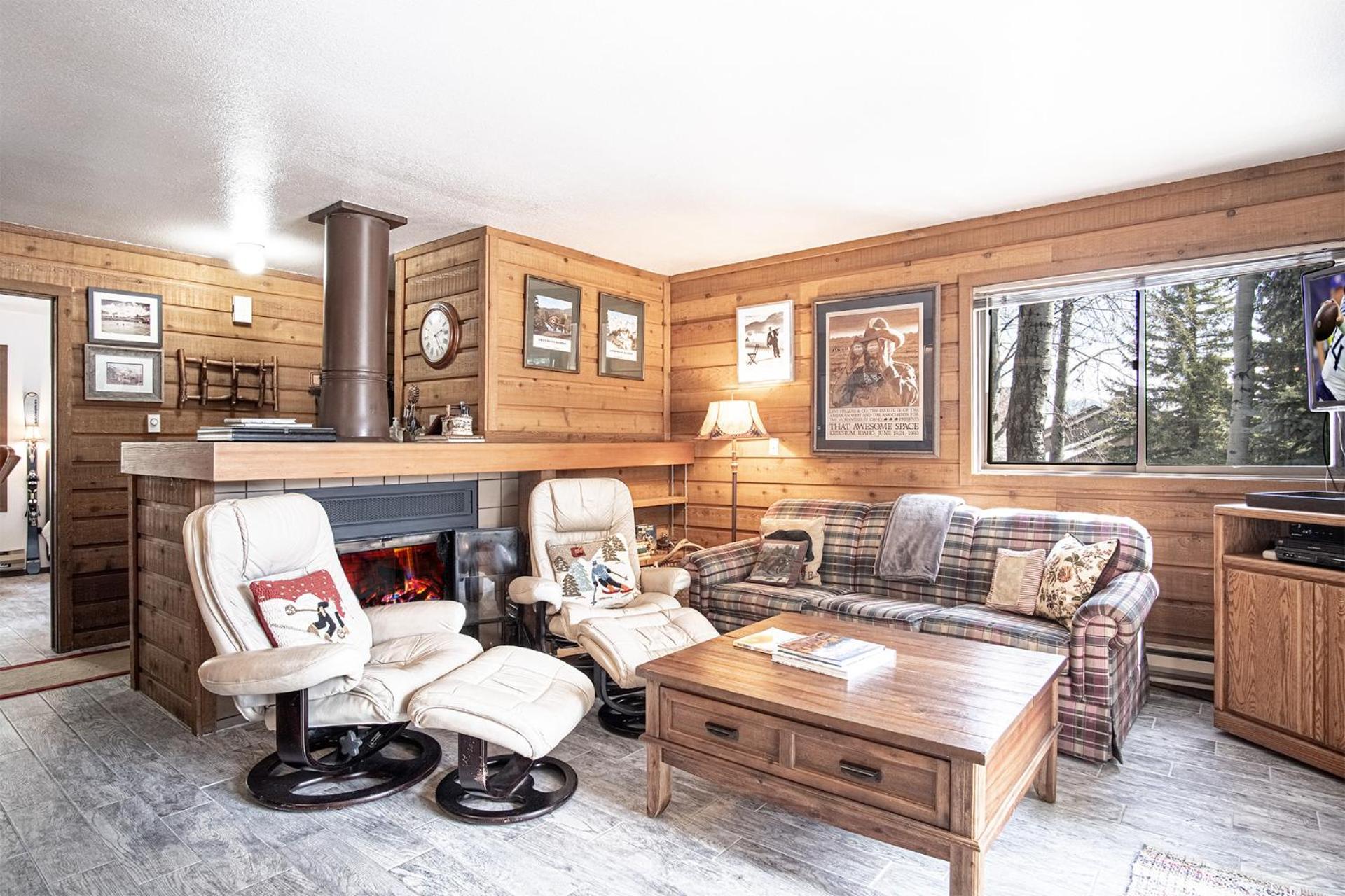 Elkhorn Bluff Condo with Community & Resort Amenities