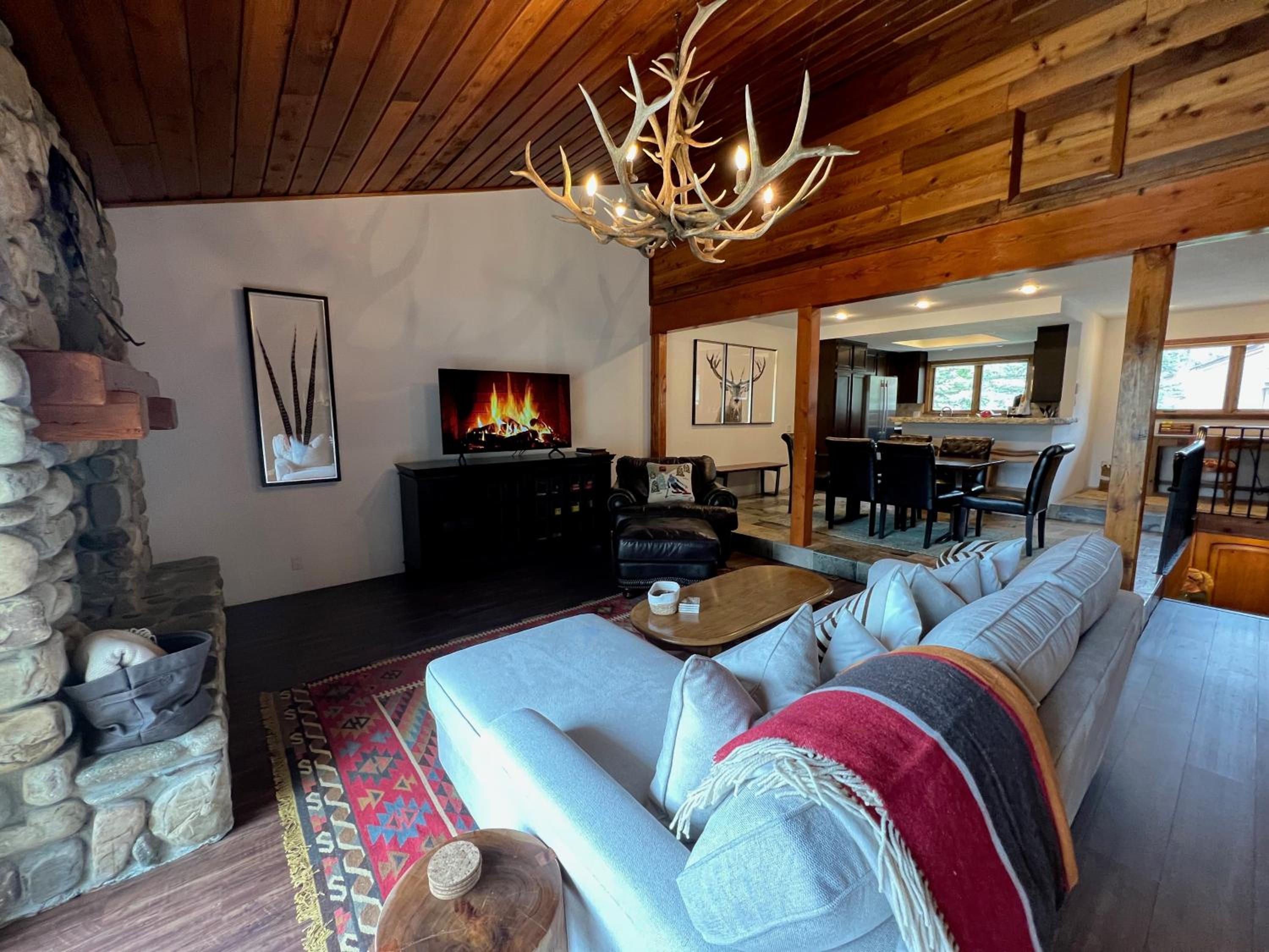 Ridge Condo - Modern Luxury Condo w/Resort Amenities