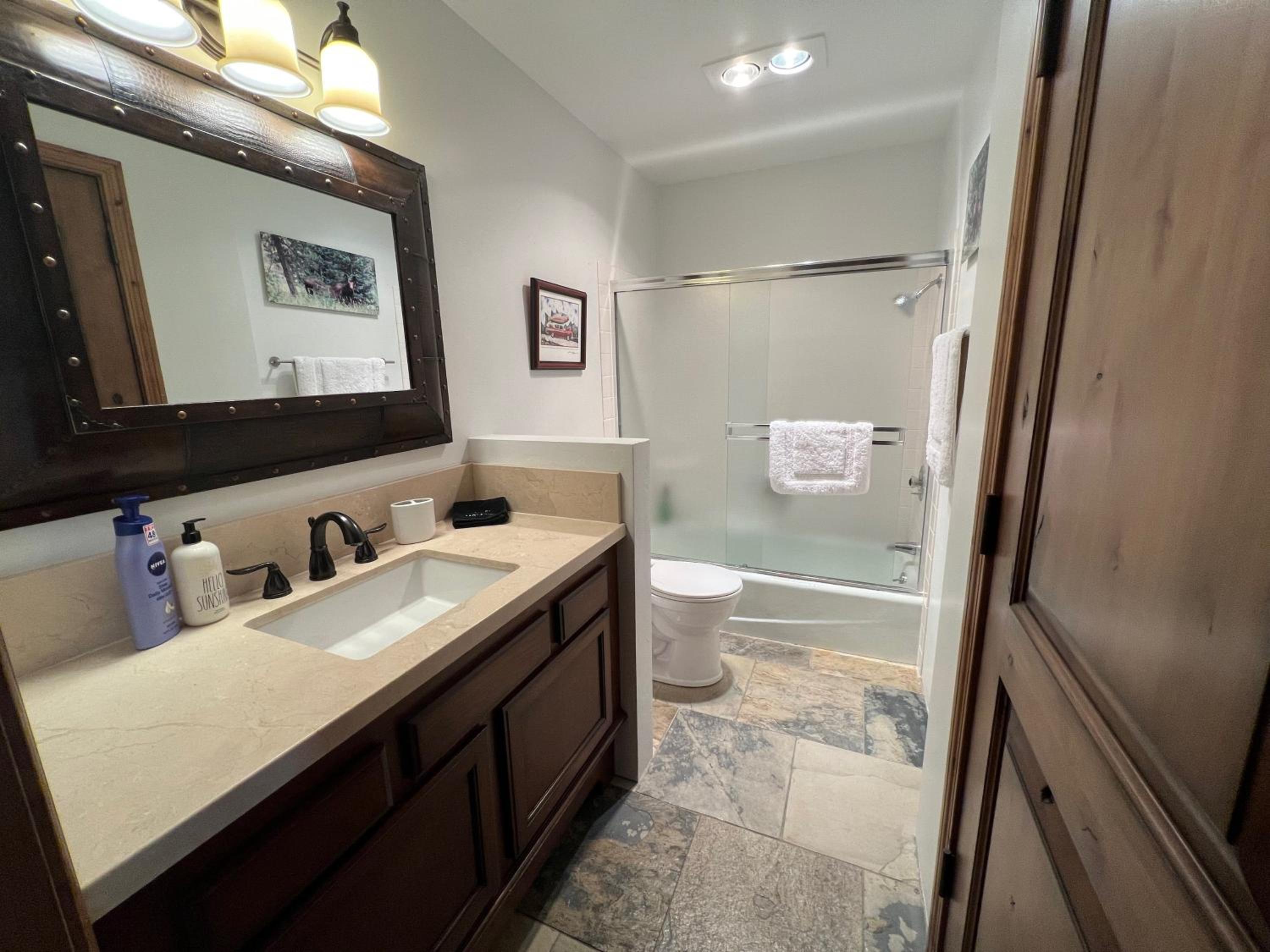 Ridge Condo - Modern Luxury Condo w/Resort Amenities