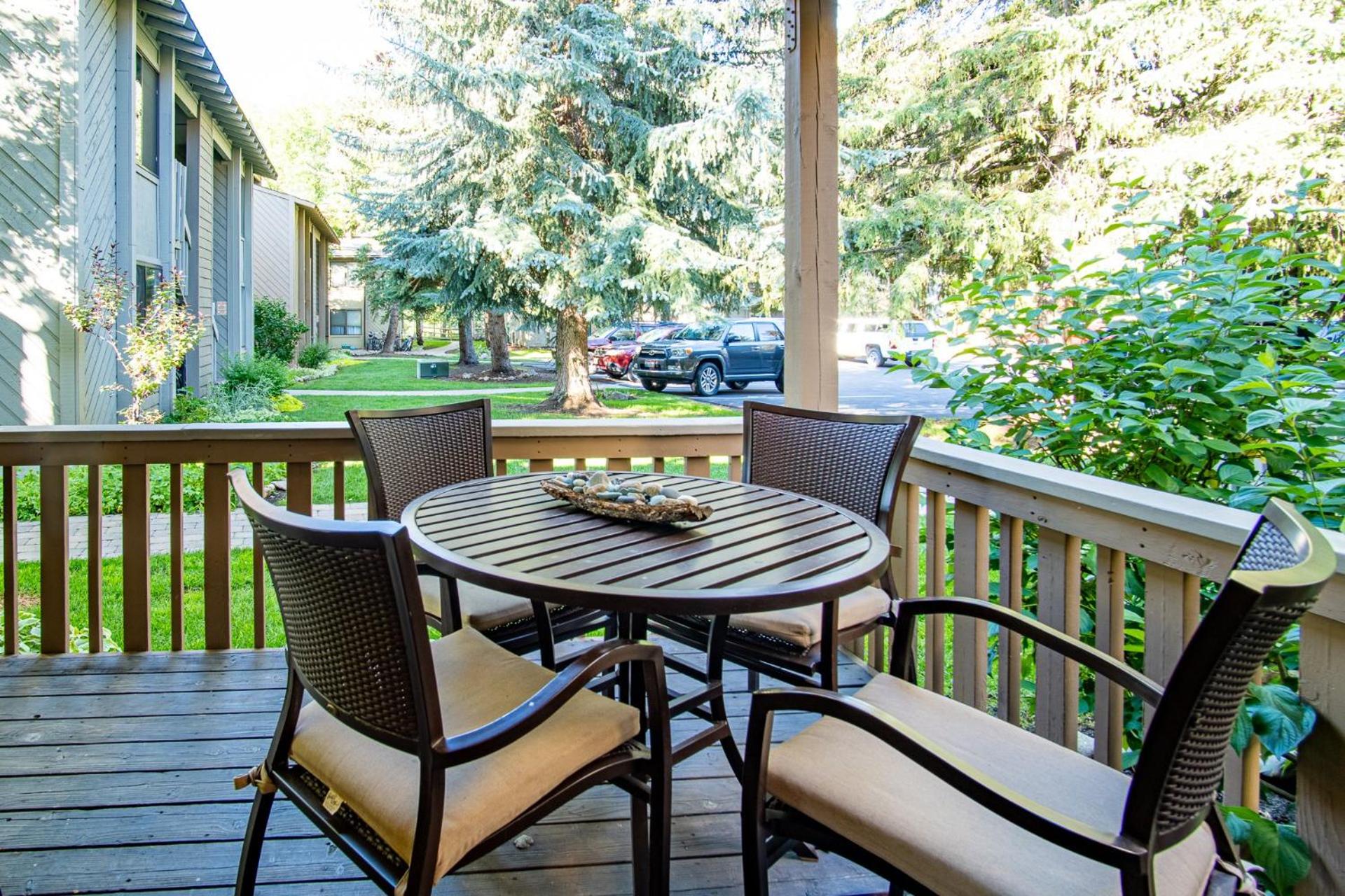 SV139 - Walk to Lifts & Town - Hot Tub & Pool