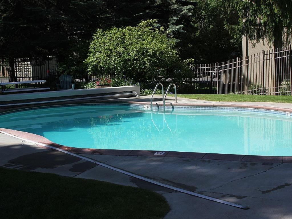 SV145 - Walk to Lifts & Town - Hot Tub & Pool