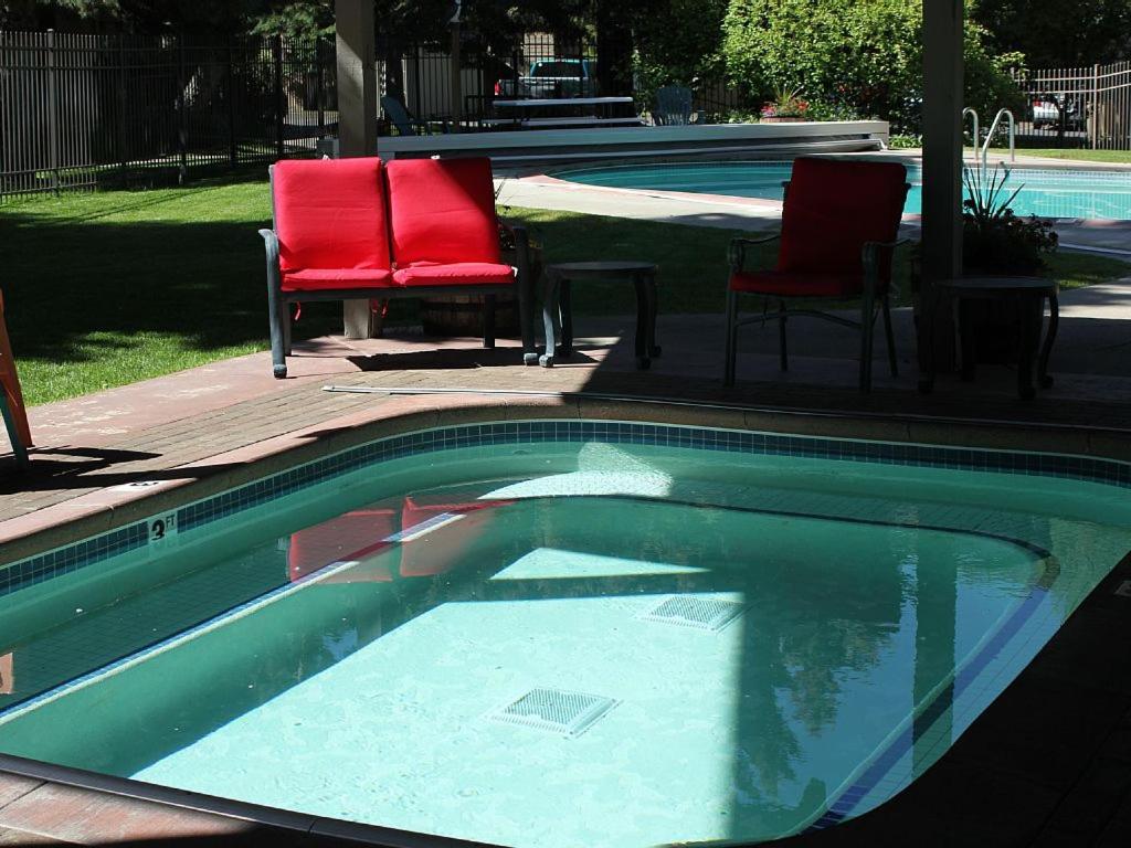 SV145 - Walk to Lifts & Town - Hot Tub & Pool