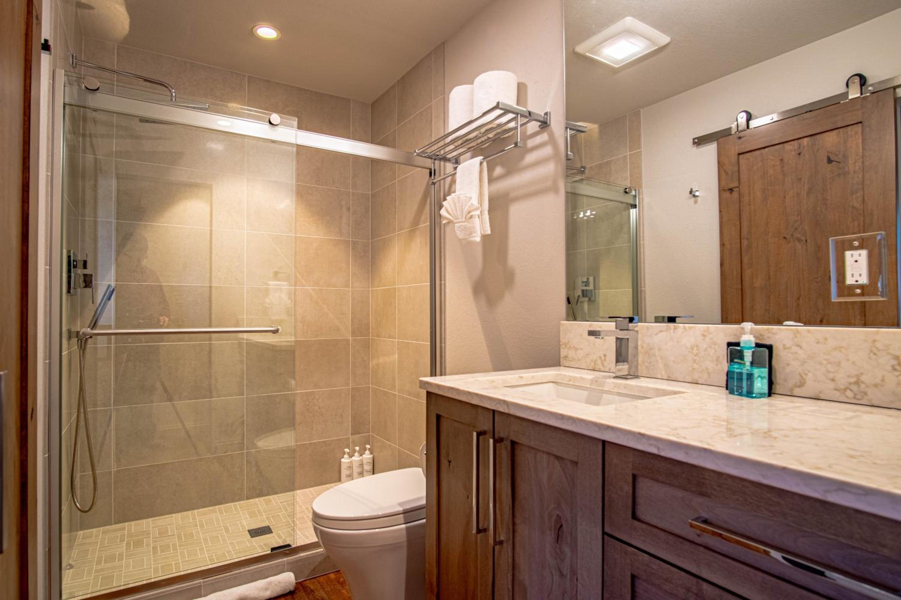 Stonehenge Condo - Nr Ski Lifts & Downtown!