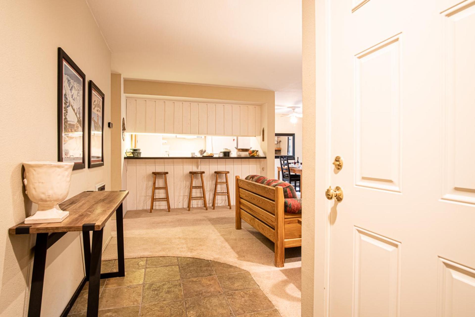 SV145 - Walk to Lifts & Town - Hot Tub & Pool