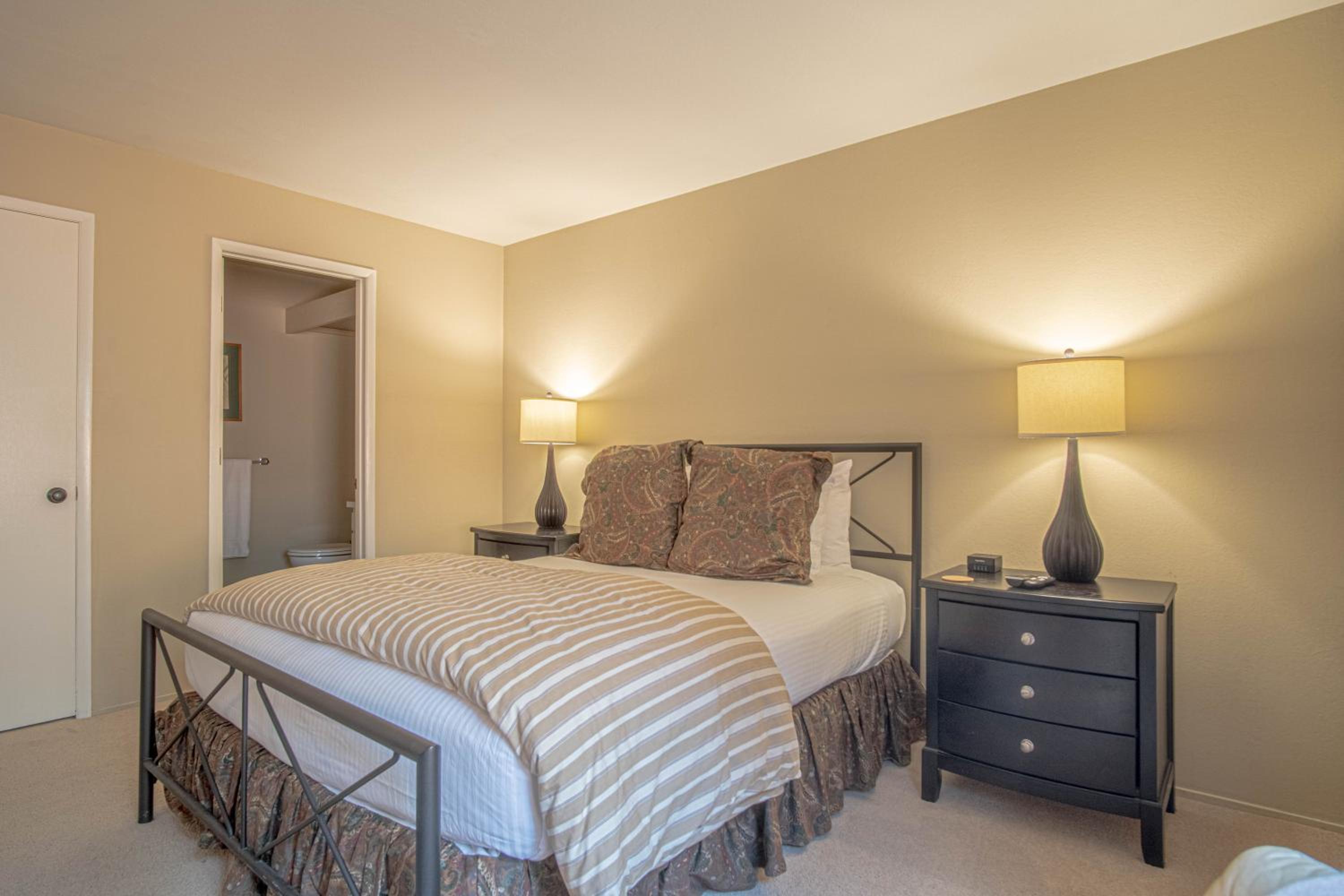 SV145 - Walk to Lifts & Town - Hot Tub & Pool