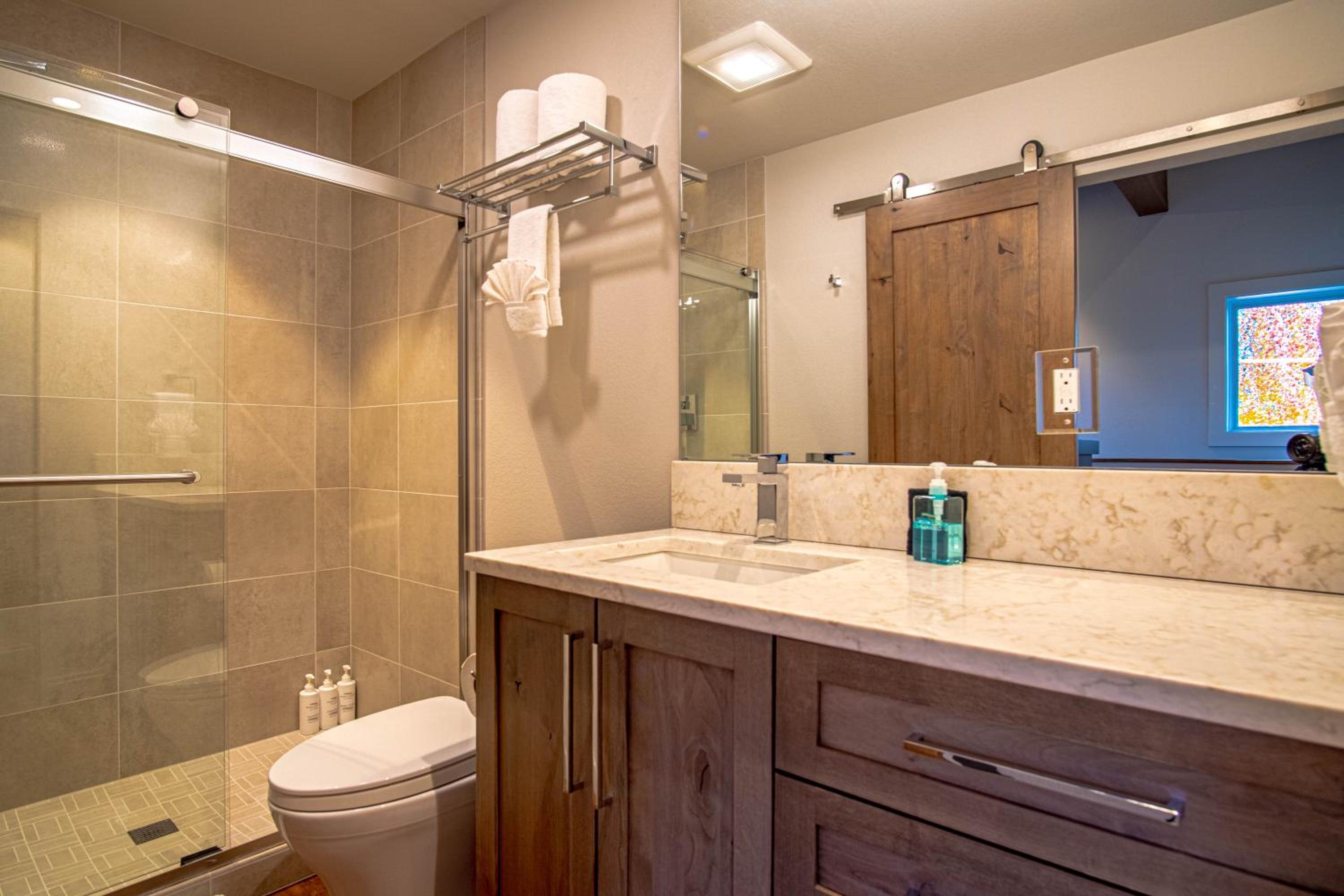 Stonehenge Condo - Nr Ski Lifts & Downtown!