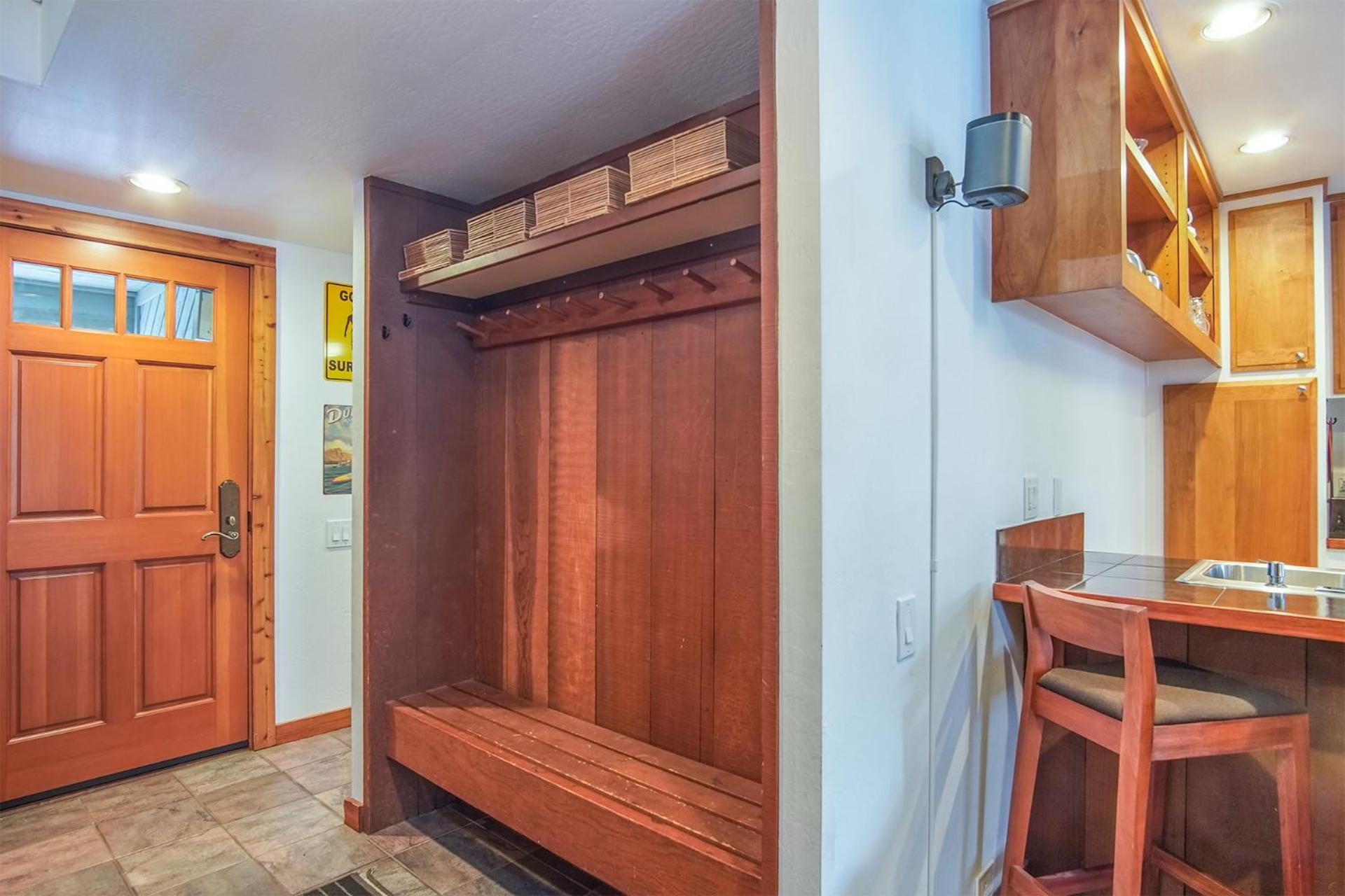 SV102 - Walk to Lifts & Town - Hot Tub & Pool