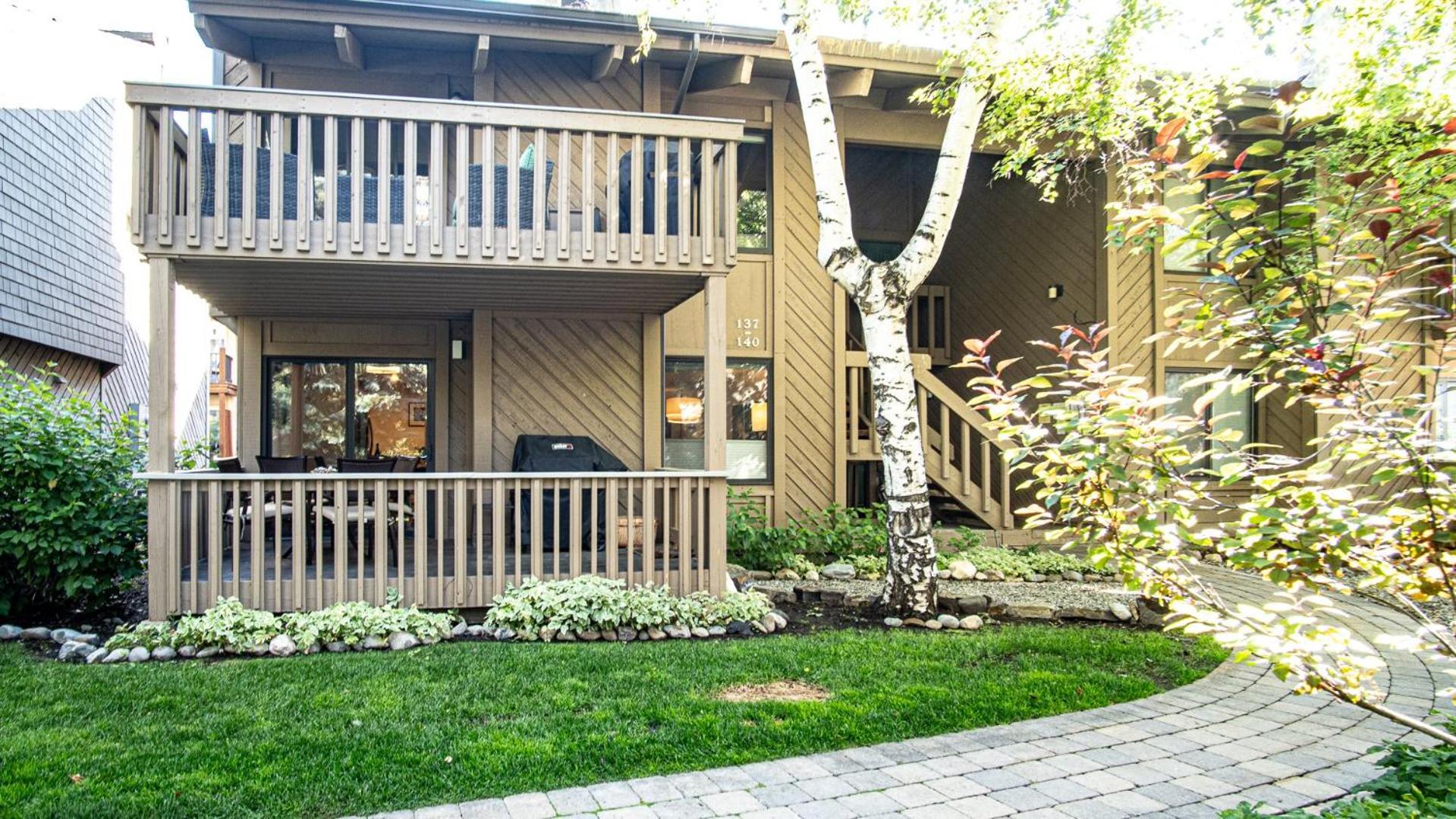 SV139 - Walk to Lifts & Town - Hot Tub & Pool