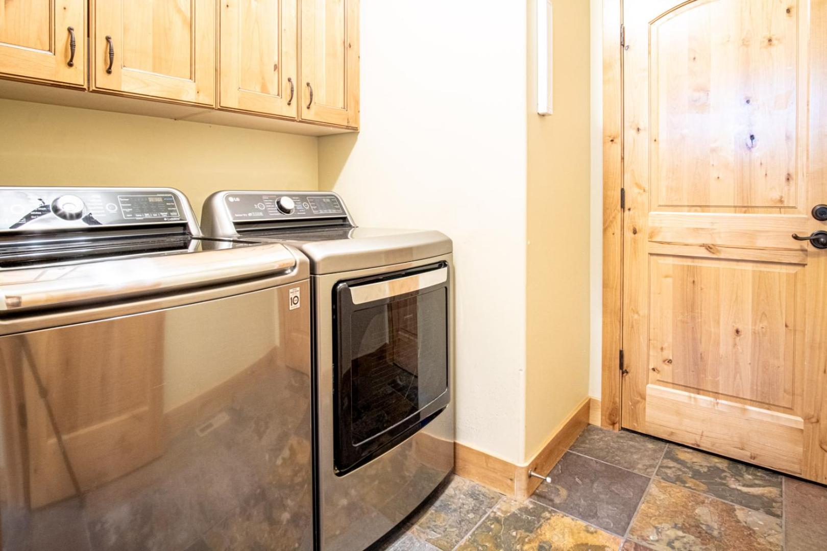 Cranbrook Cottage - Family Home + Hot Tub + Pool Table