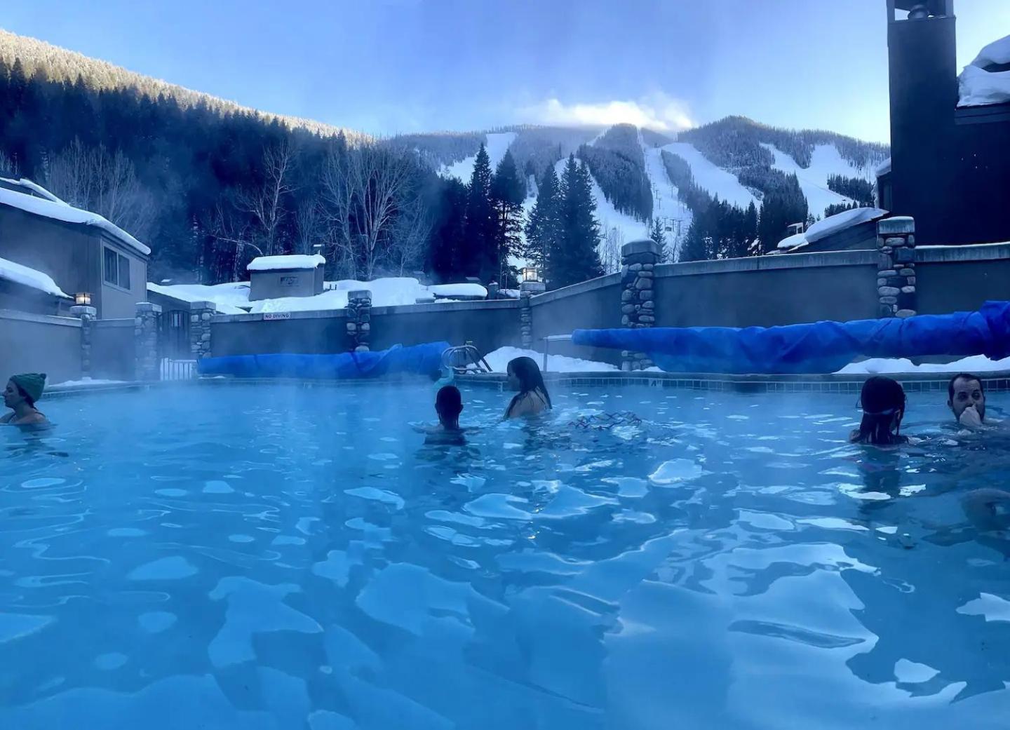 Ski-in/Ski-out to Baldy + Outdoor Pool