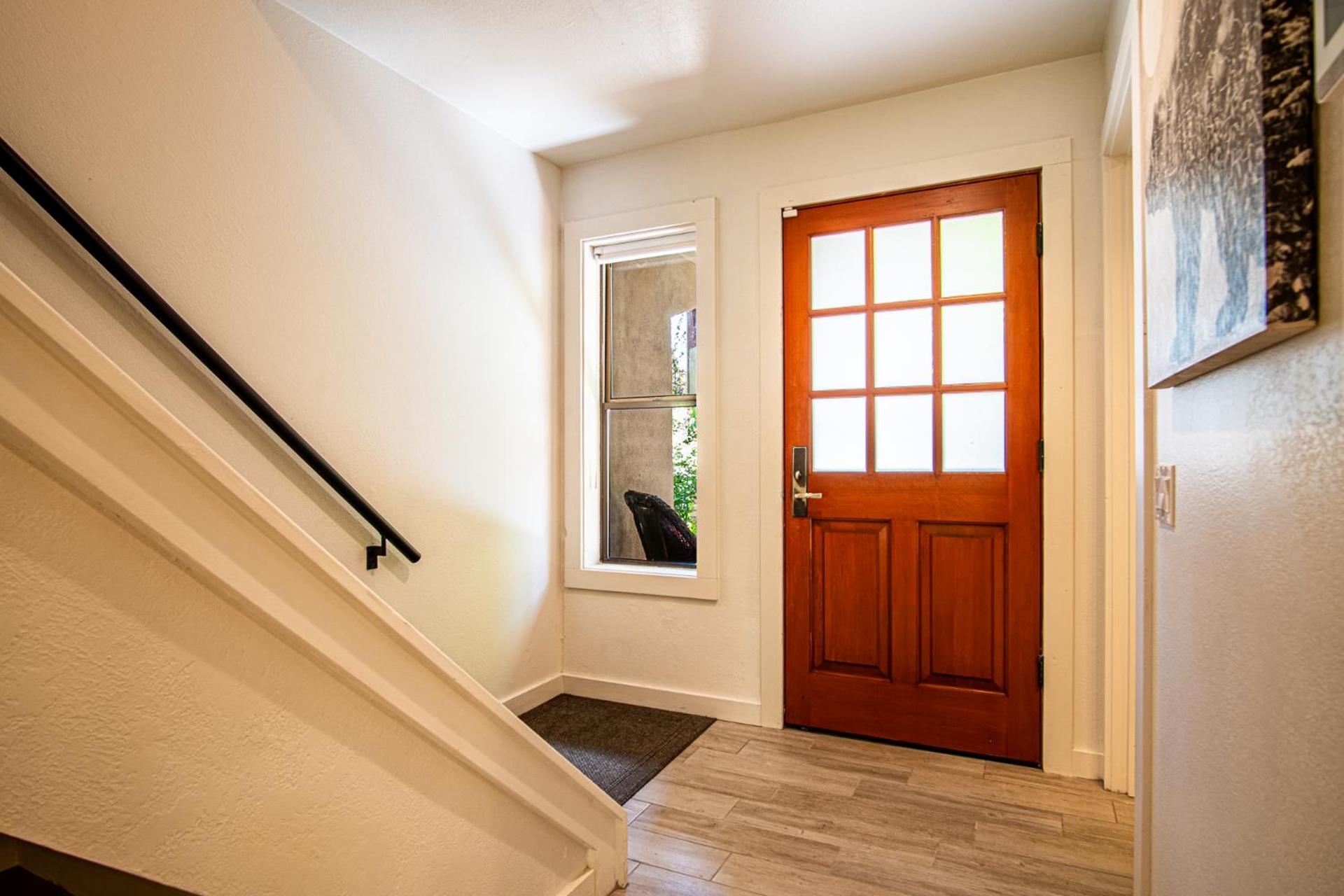 Downtown Ketchum Condo - Walk to Ski Lifts!