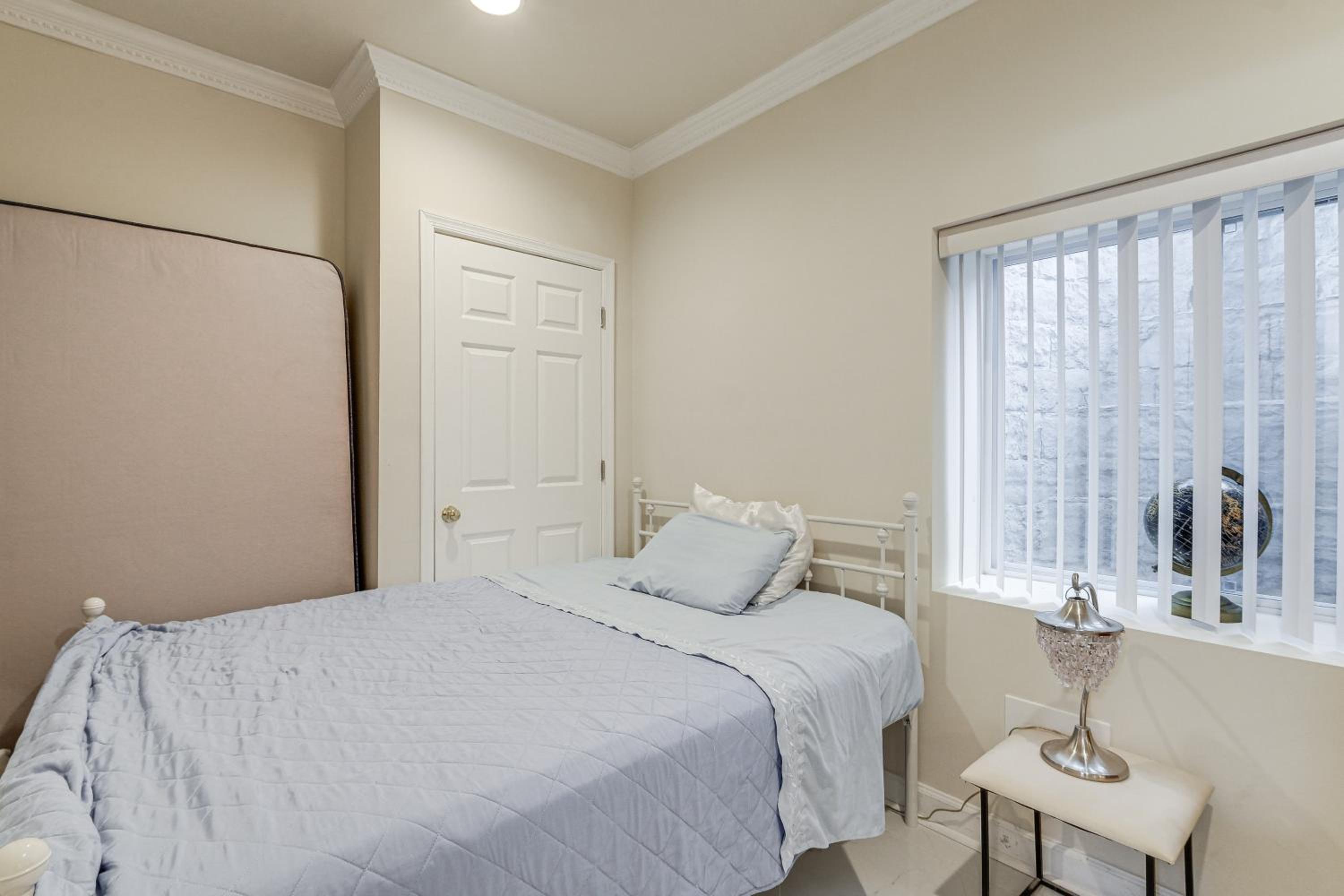 Family-Friendly Home with Foosball in Silver Spring!