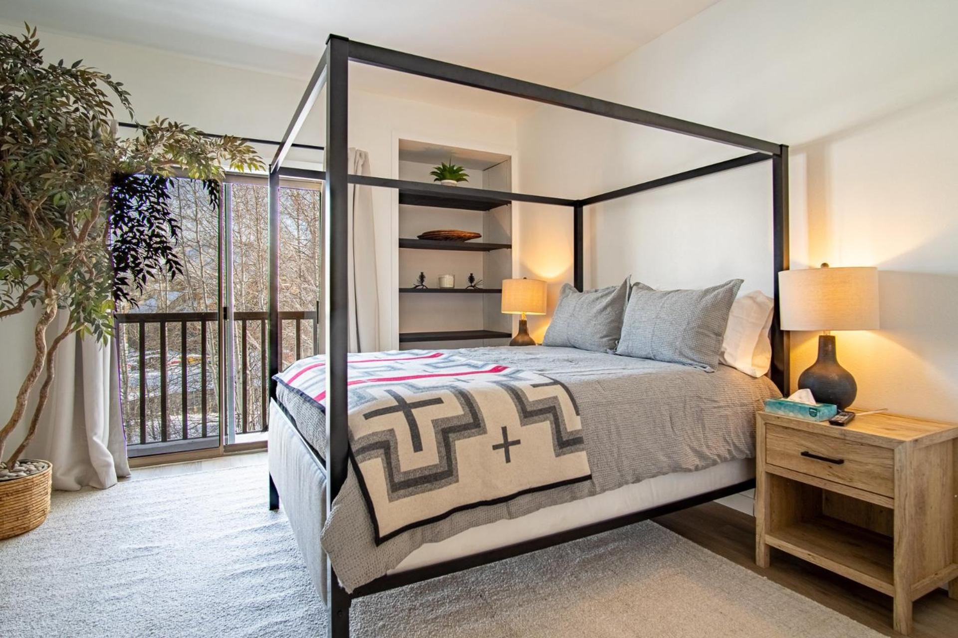 Indian Springs Oasis - Near Ski Slopes & Resort Amenities