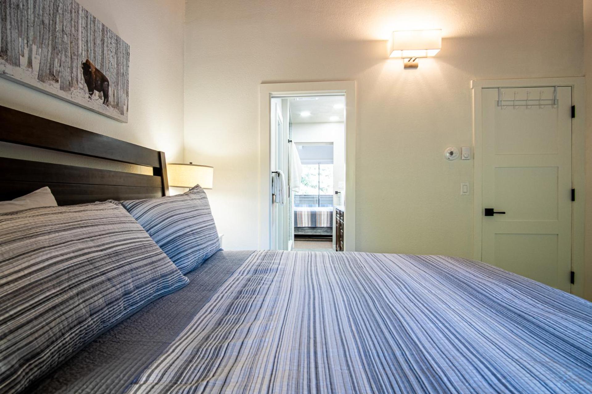 Downtown Ketchum Condo - Walk to Ski Lifts!