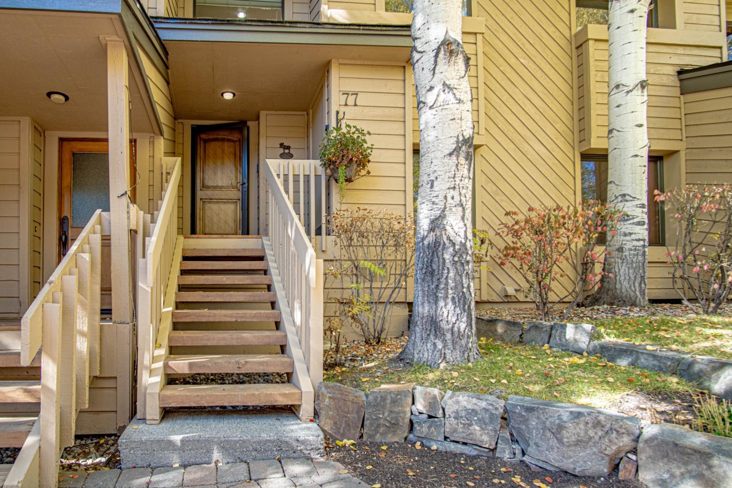 Ridge Condo - Luxury Condo with Resort Amenities