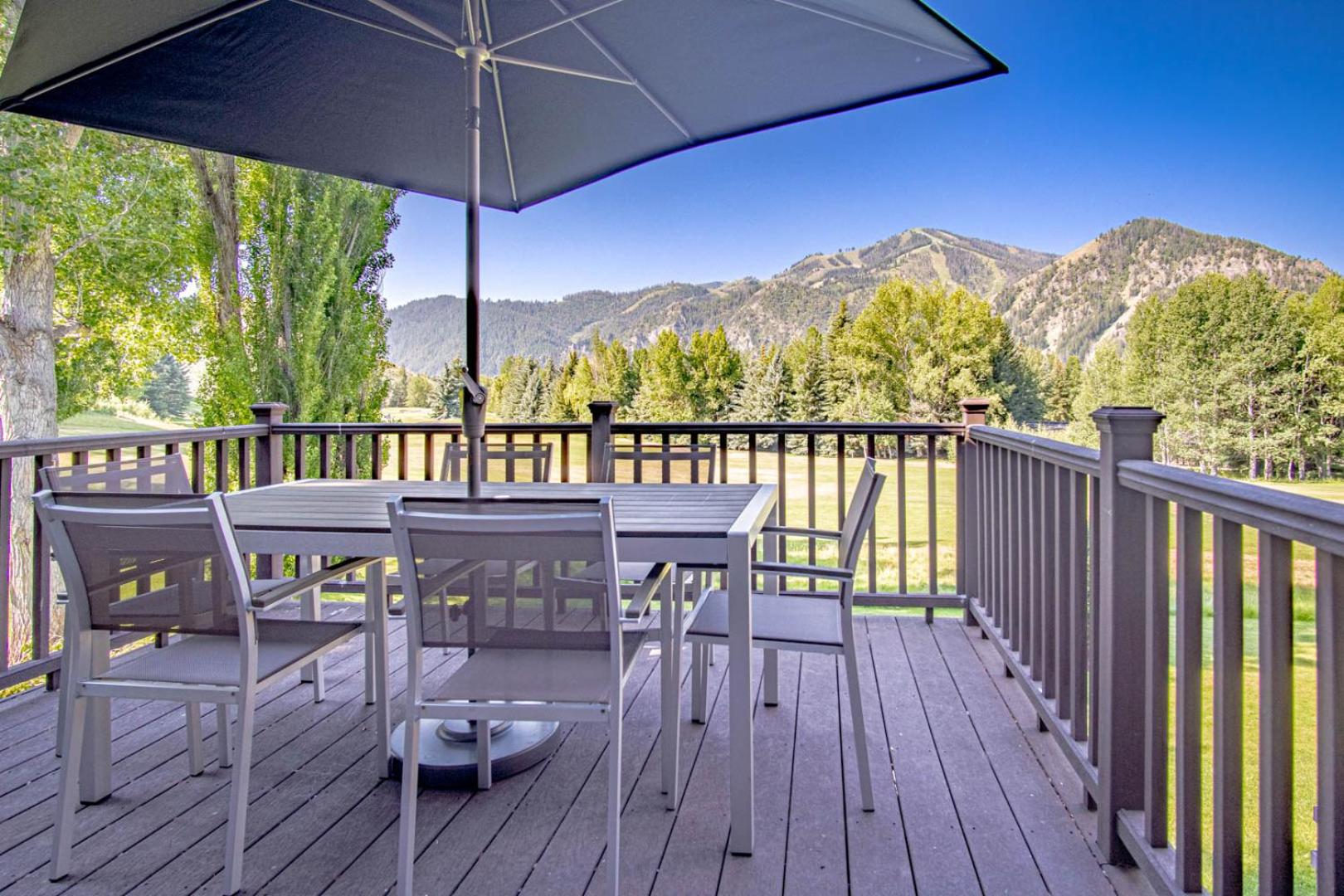 Bigwood B14 - Prime Location + Big Bald Mountain Views!