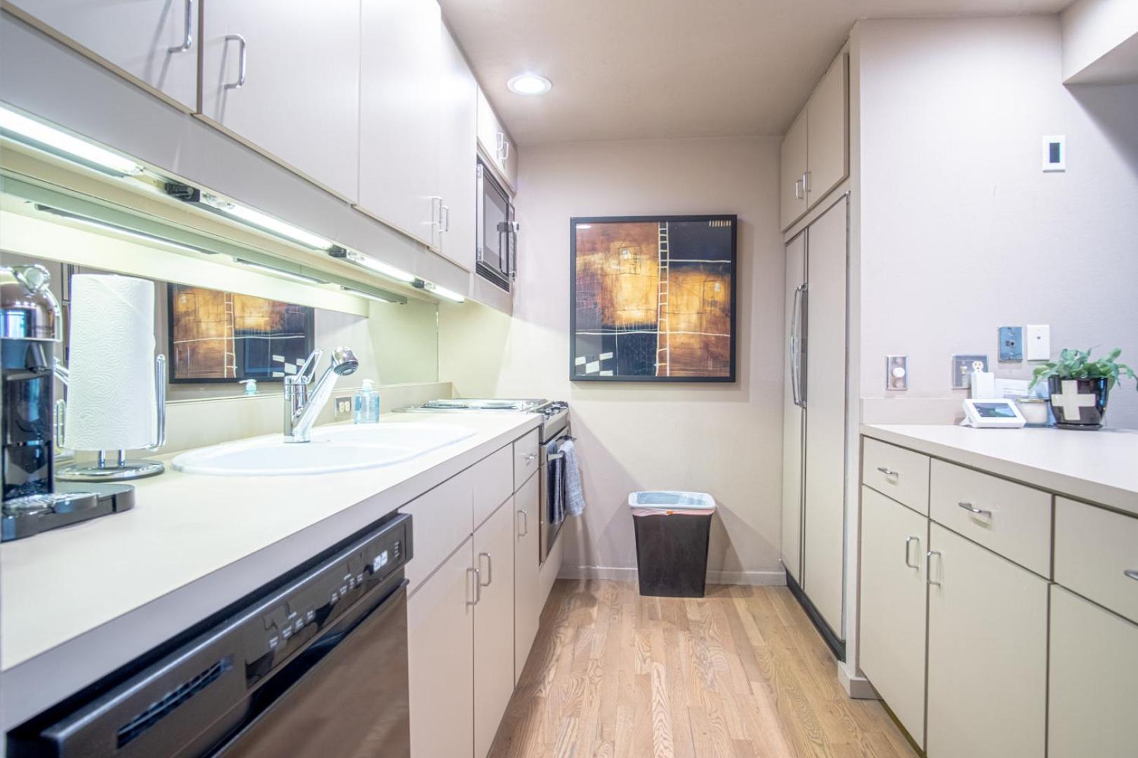 Bigwood B14 - Prime Location + Big Bald Mountain Views!