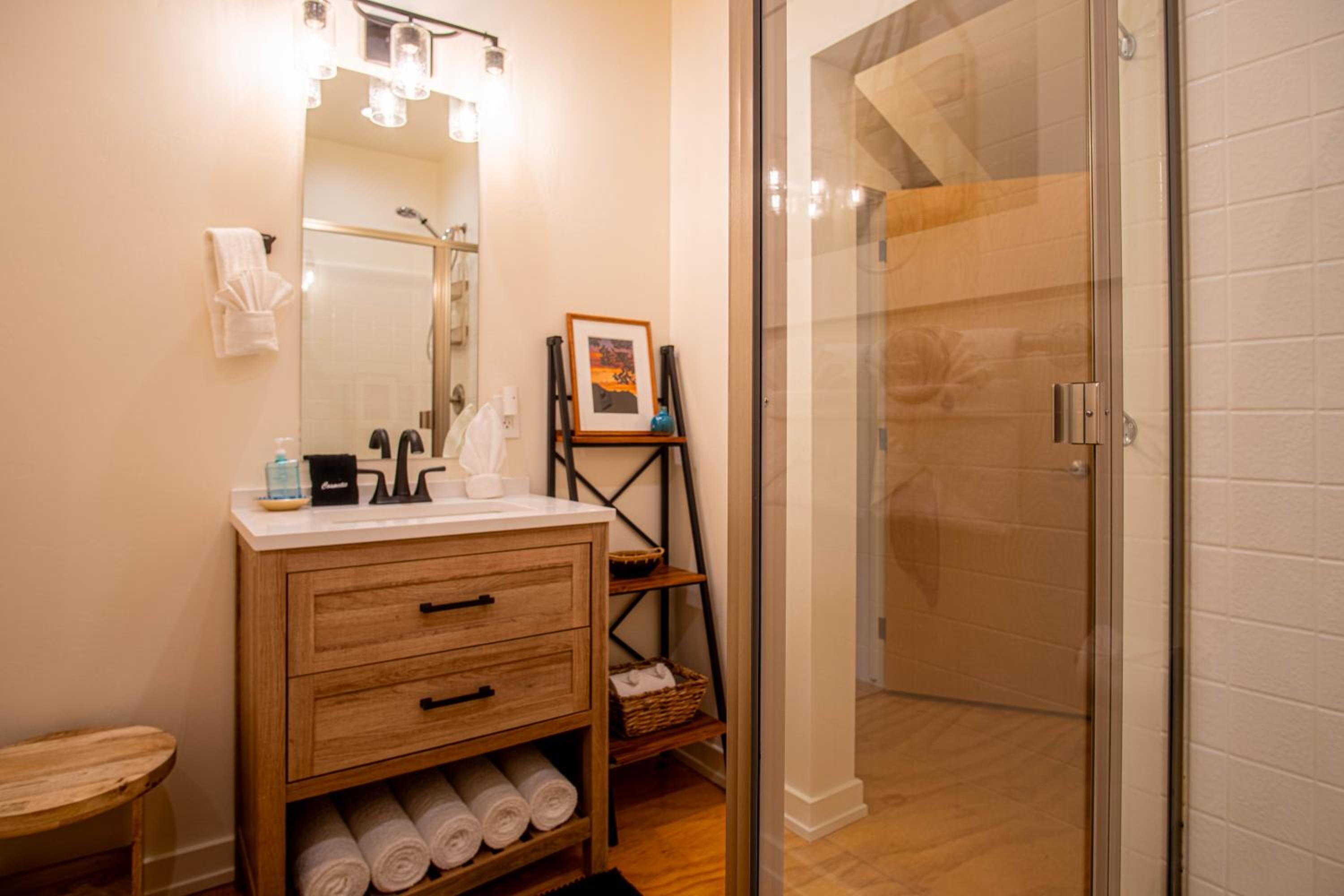 2BD, 2BA Ketchum Condo – Newly Remodeled & Central