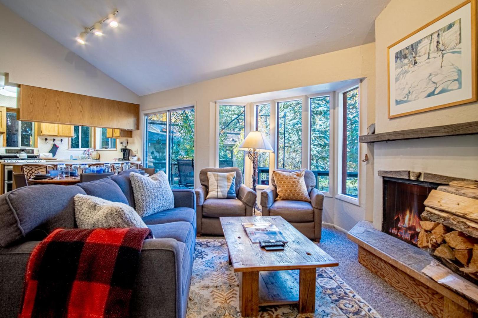 Bigwood Bliss - 3BD Riverfront Home