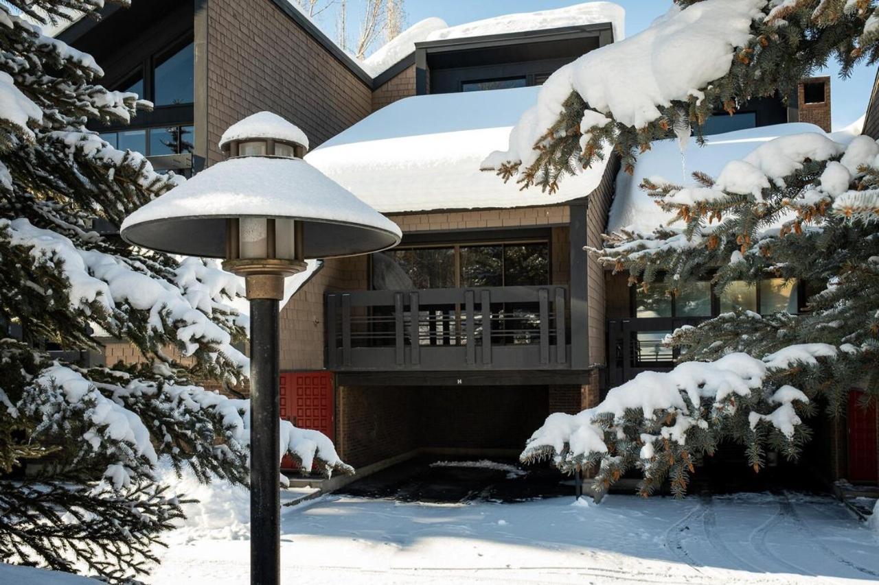 Bigwood B14 - Prime Location + Big Bald Mountain Views!