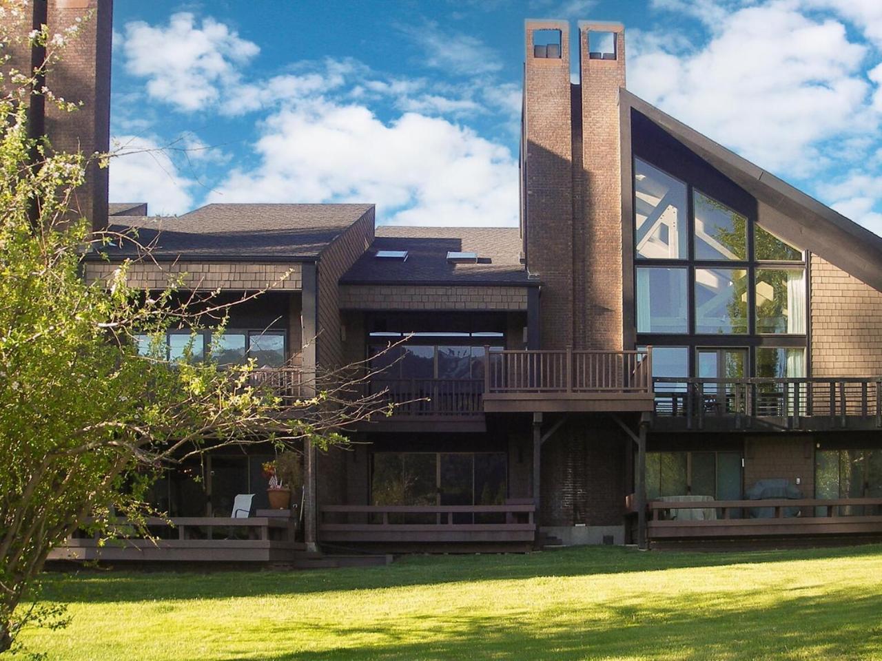 Bigwood B14 - Prime Location + Big Bald Mountain Views!