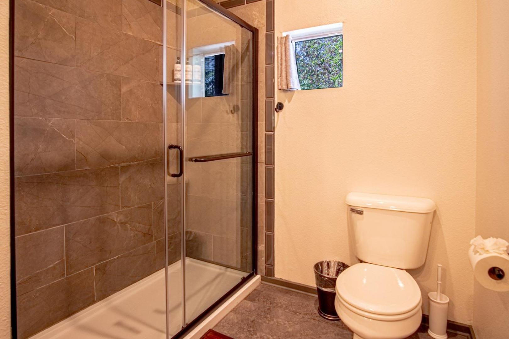 Della View 2BR condo - In the heart of Historic downtown Hailey!