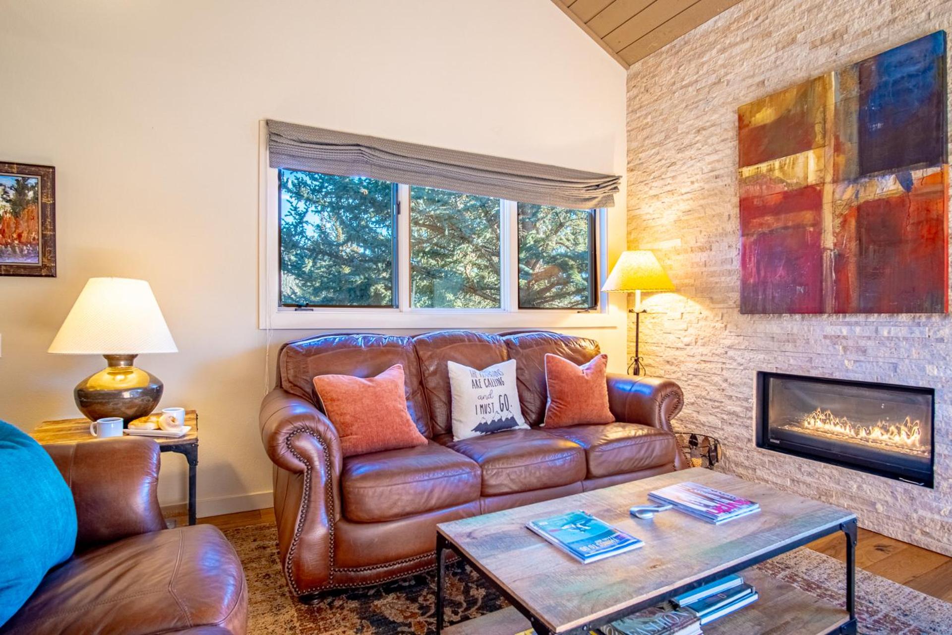 2BD Fairway Nine Golf Condo + FREE Resort Amenities