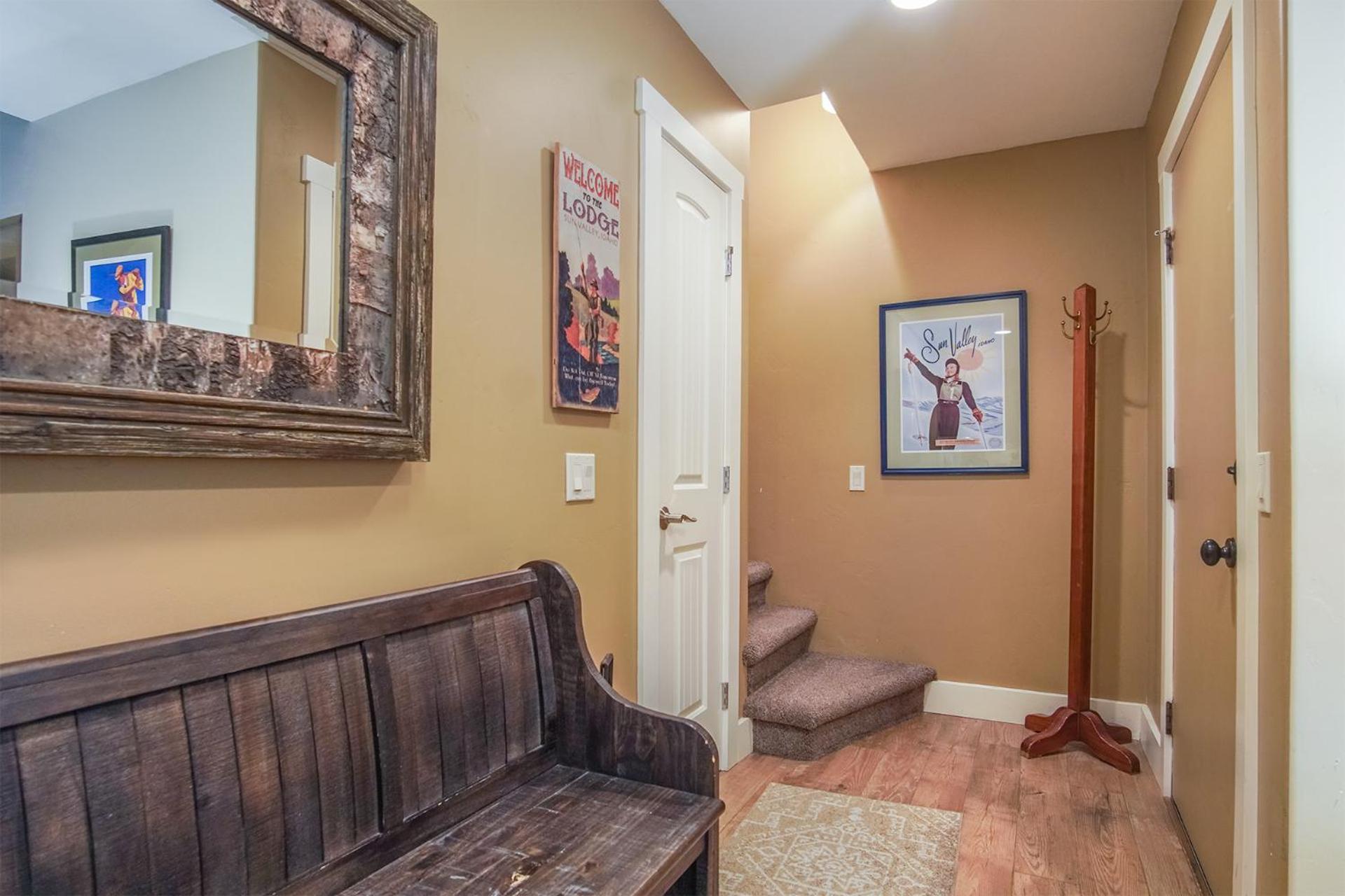 SV140 - Walk to Lifts & Town - Hot Tub & Pool