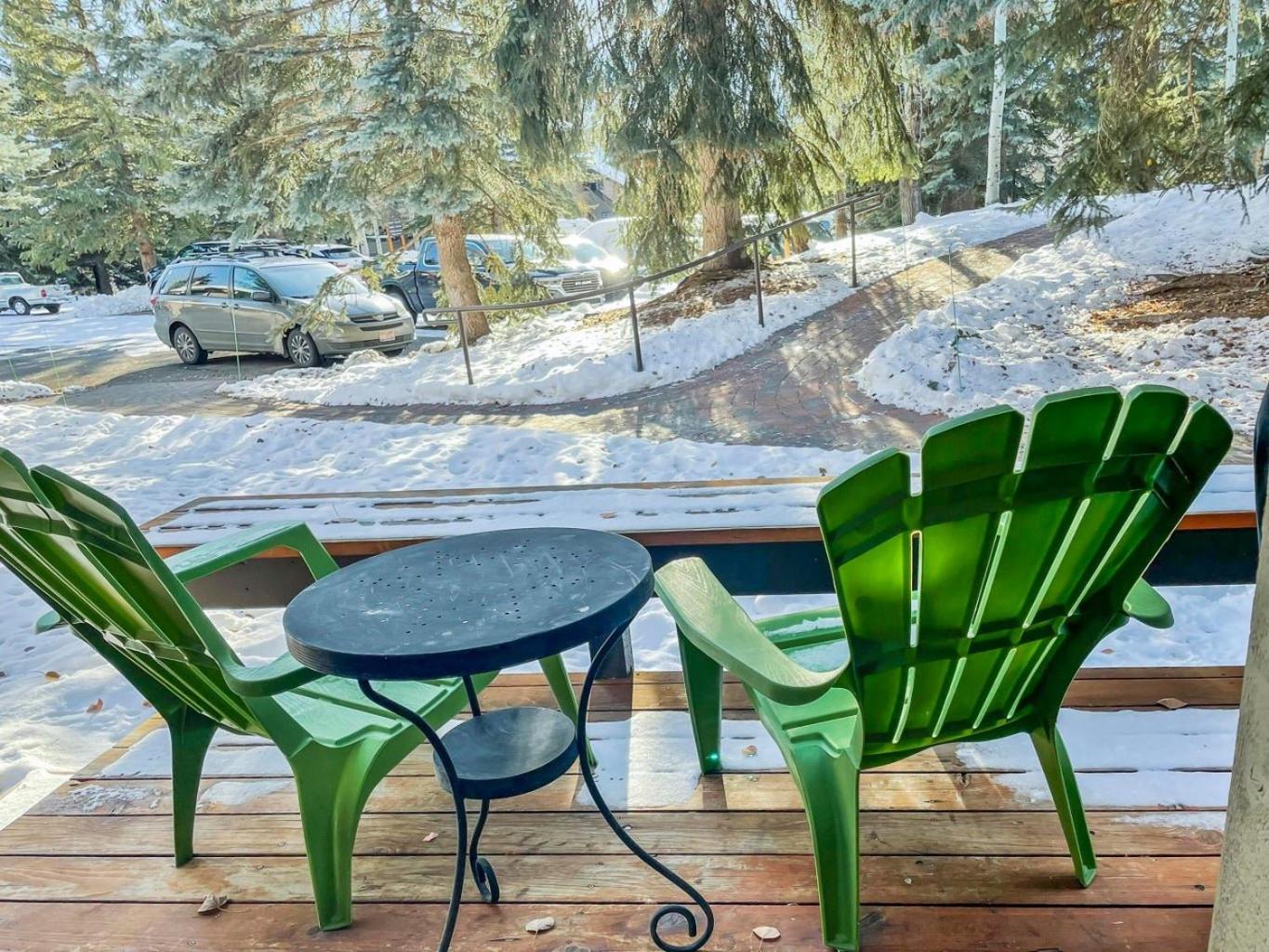Elkhorn Bluff Condo + Complex & Resort Amenities