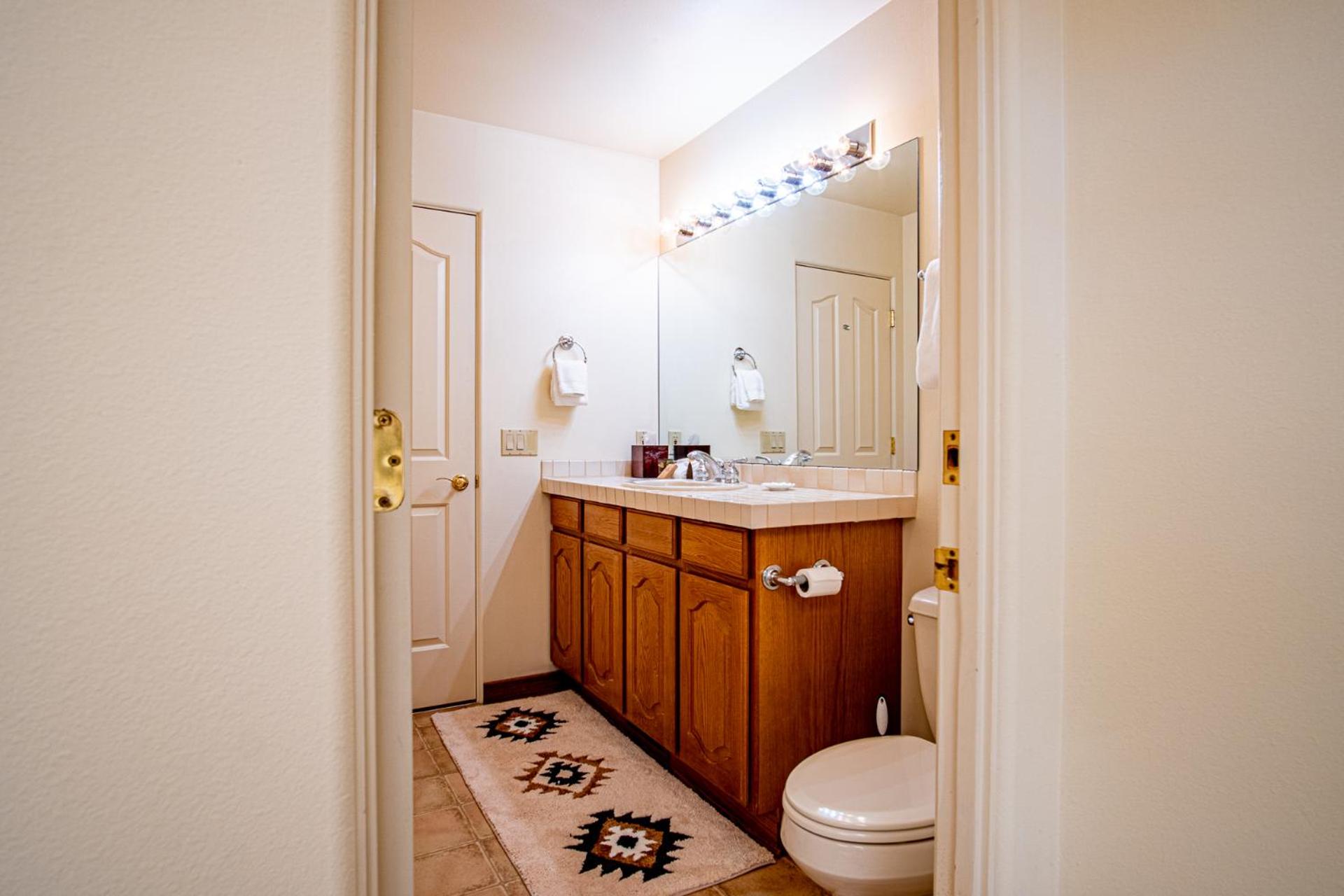 Sunflower Lane - 4BD Sun Valley Retreat + Resort Amenities