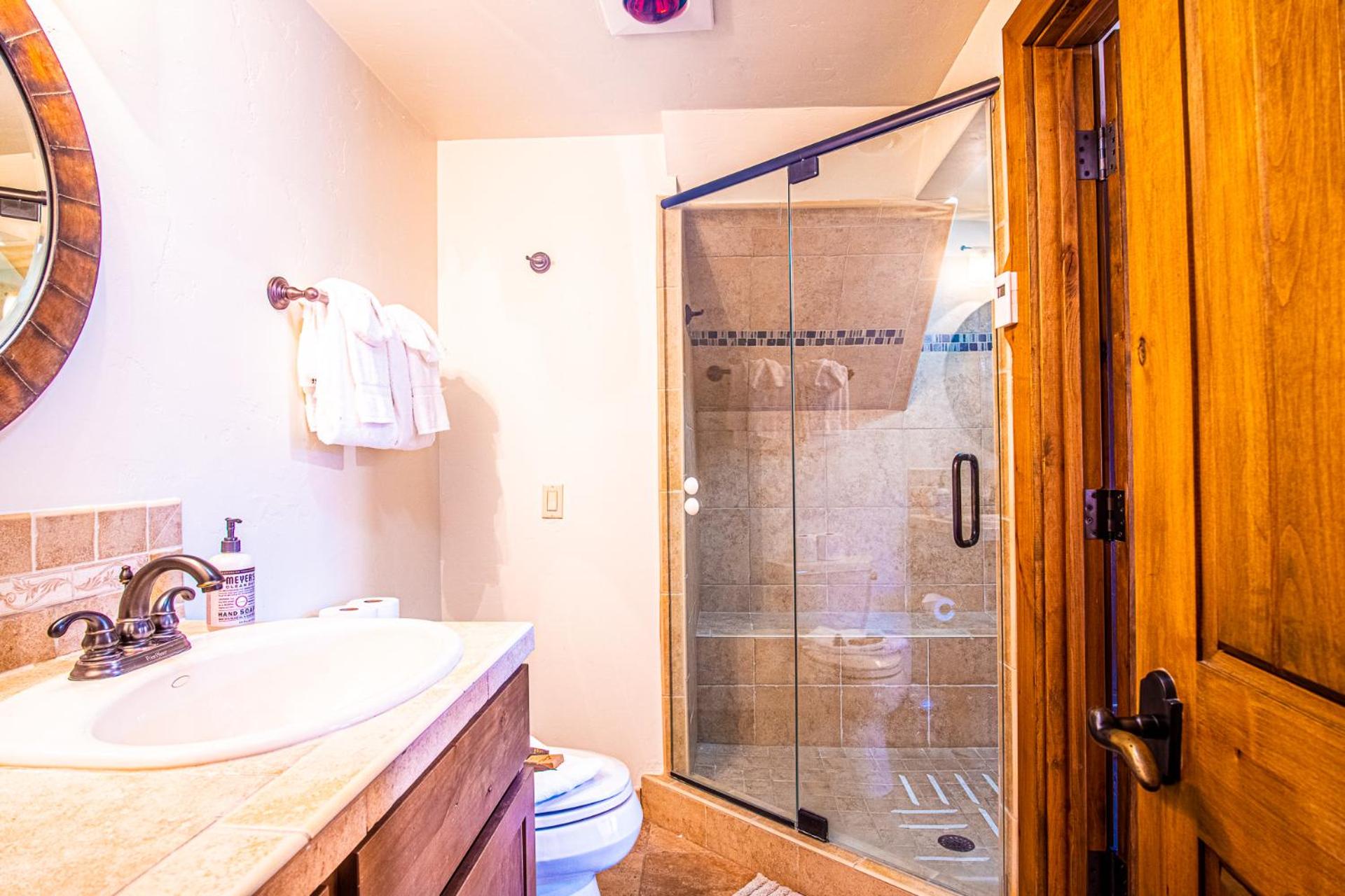 SV154 - Walk to Lifts & Town - Hot Tub & Pool