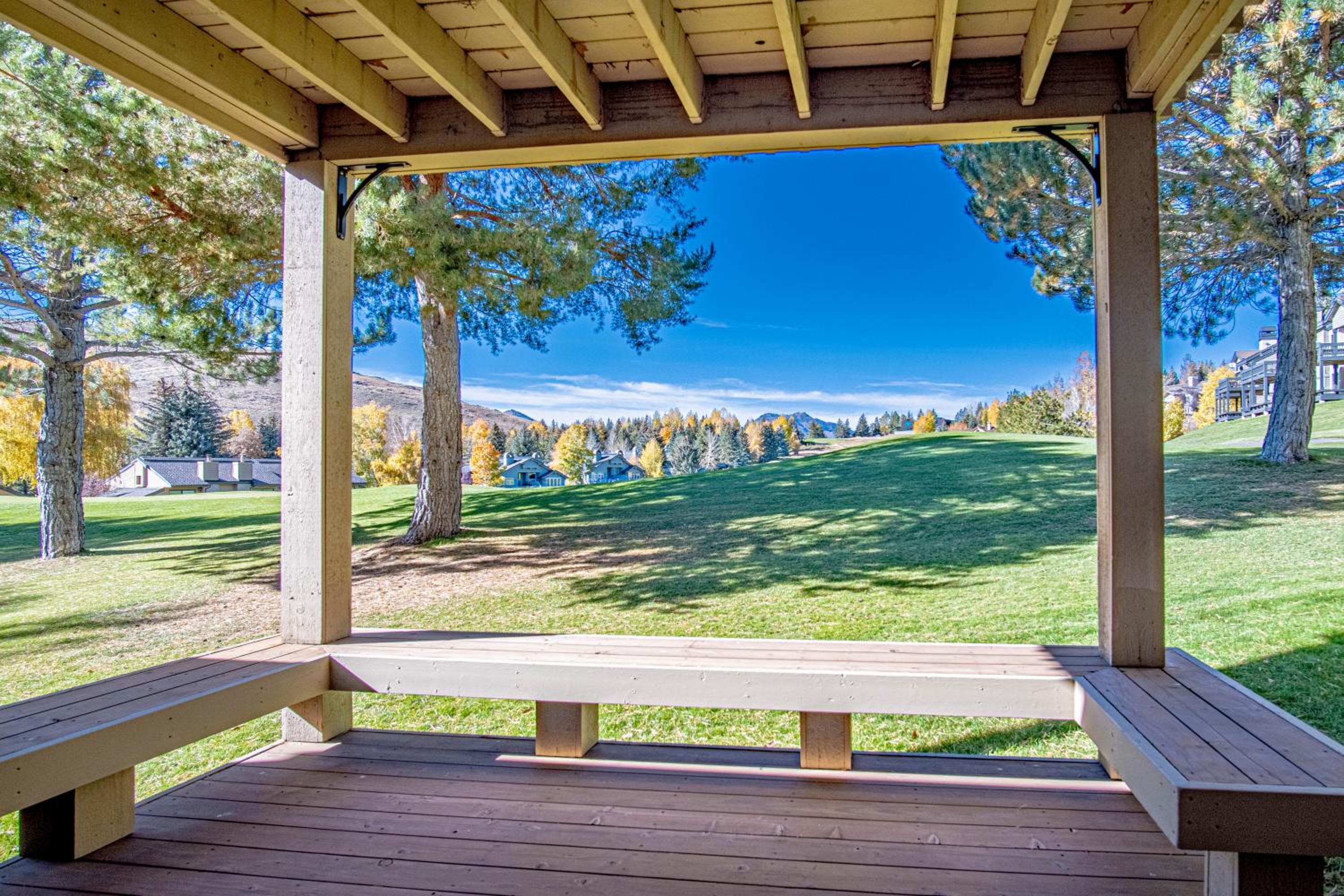 Ridge Condo - Luxury Condo with Resort Amenities