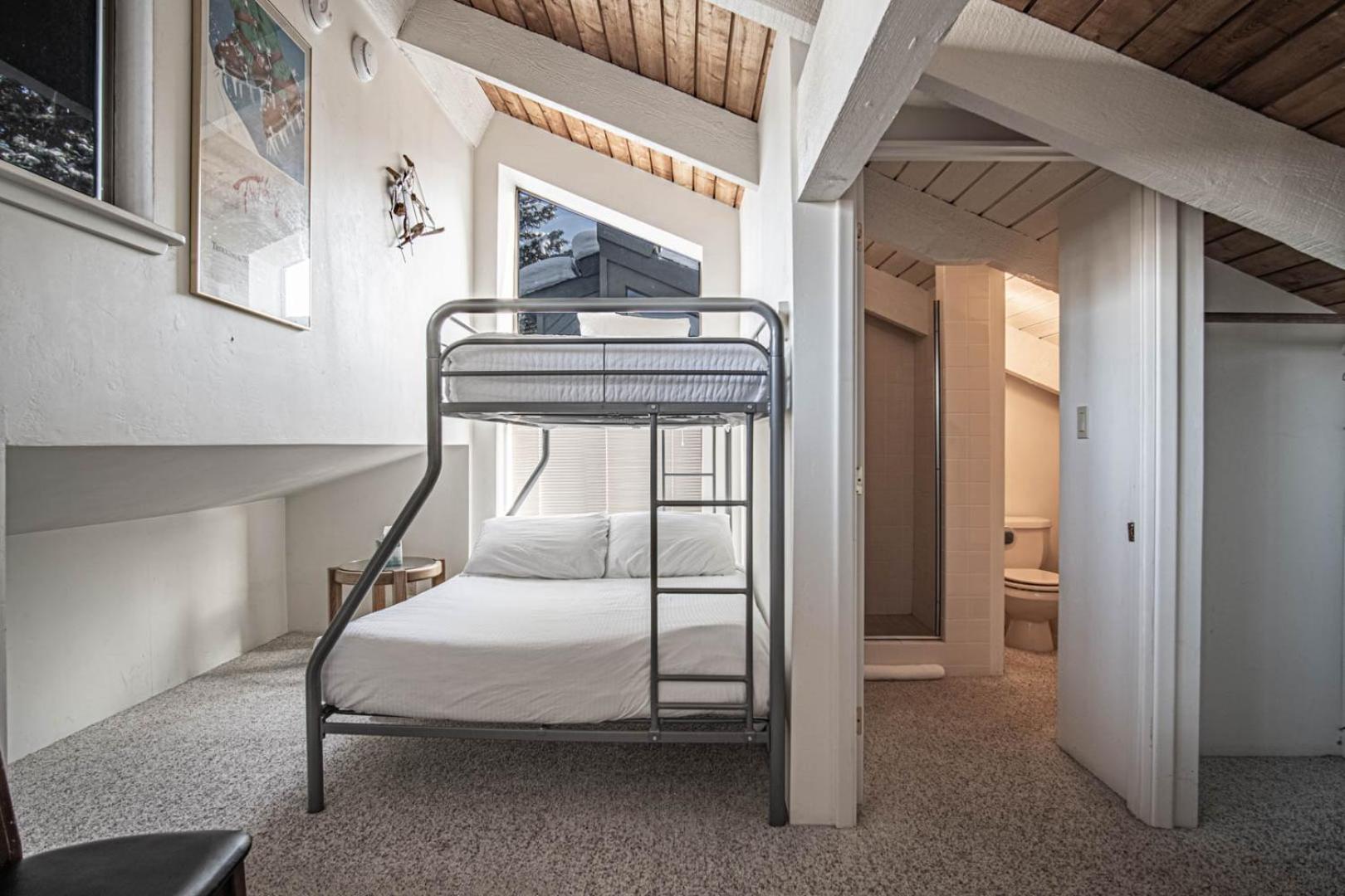 SV120 - Walk to Lifts & Town - Hot Tub & Pool