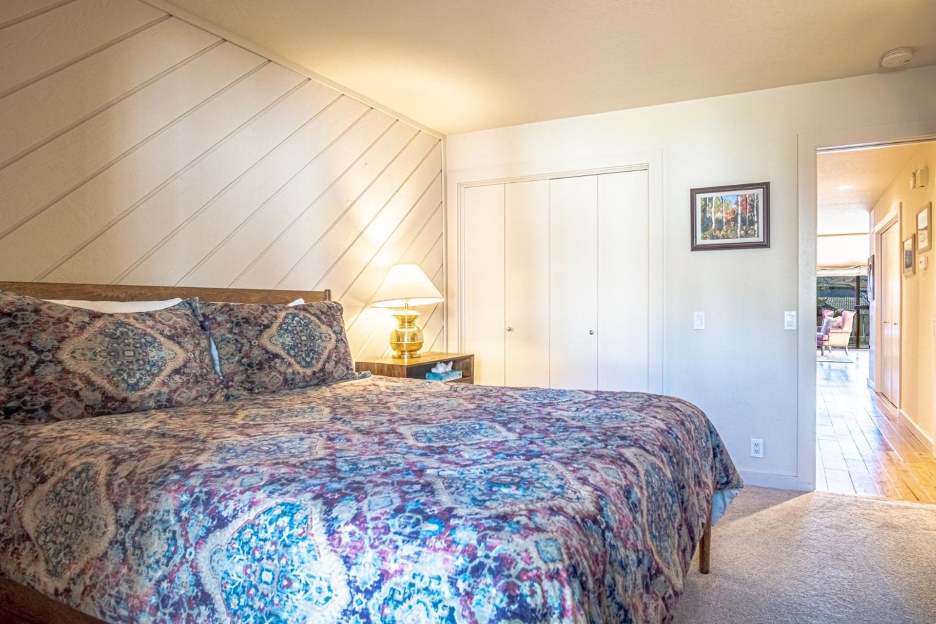 2BD Fairway Nine Golf Condo + FREE Resort Amenities