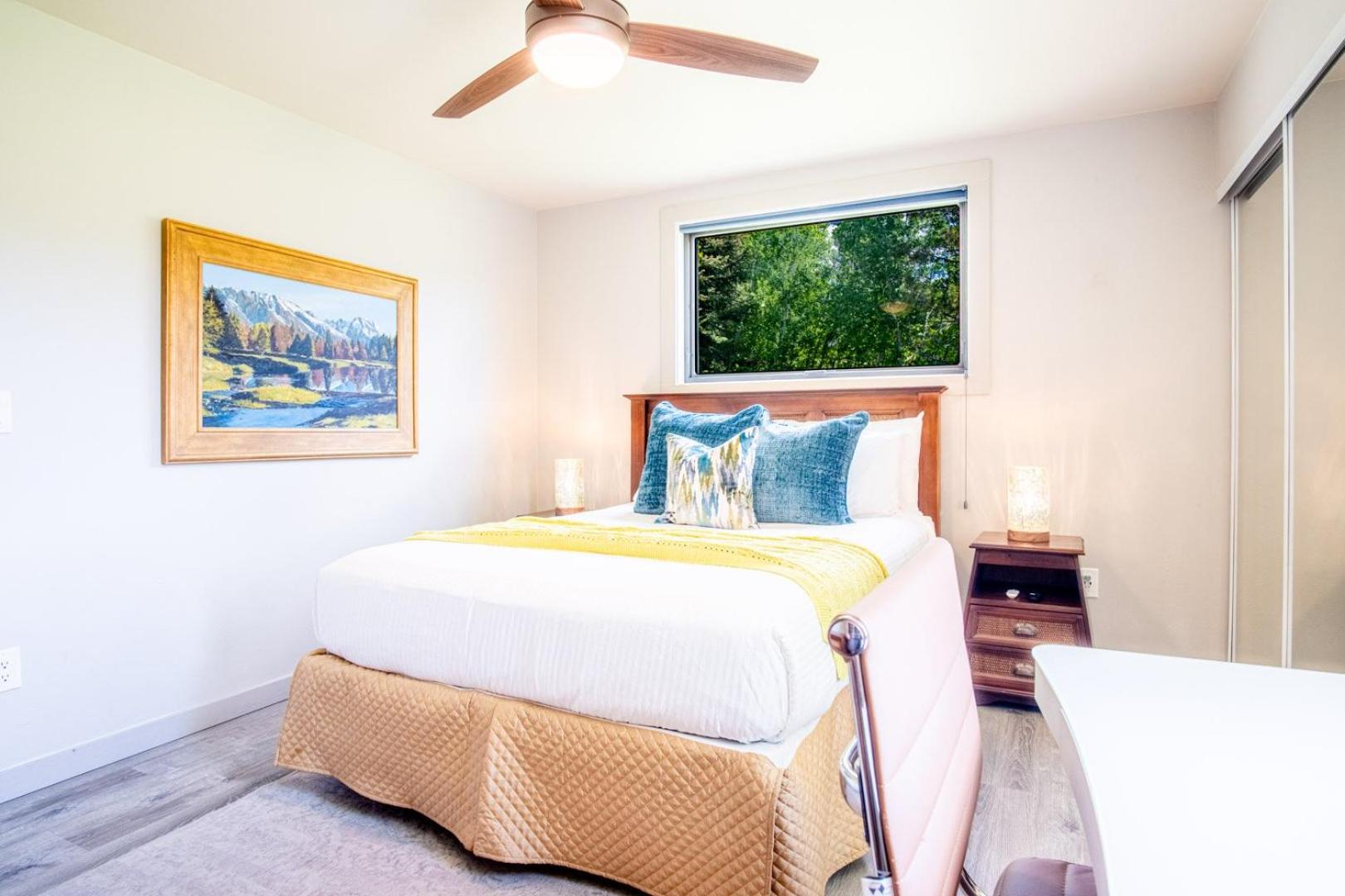 Modern Golf View Condo + Resort Amenities